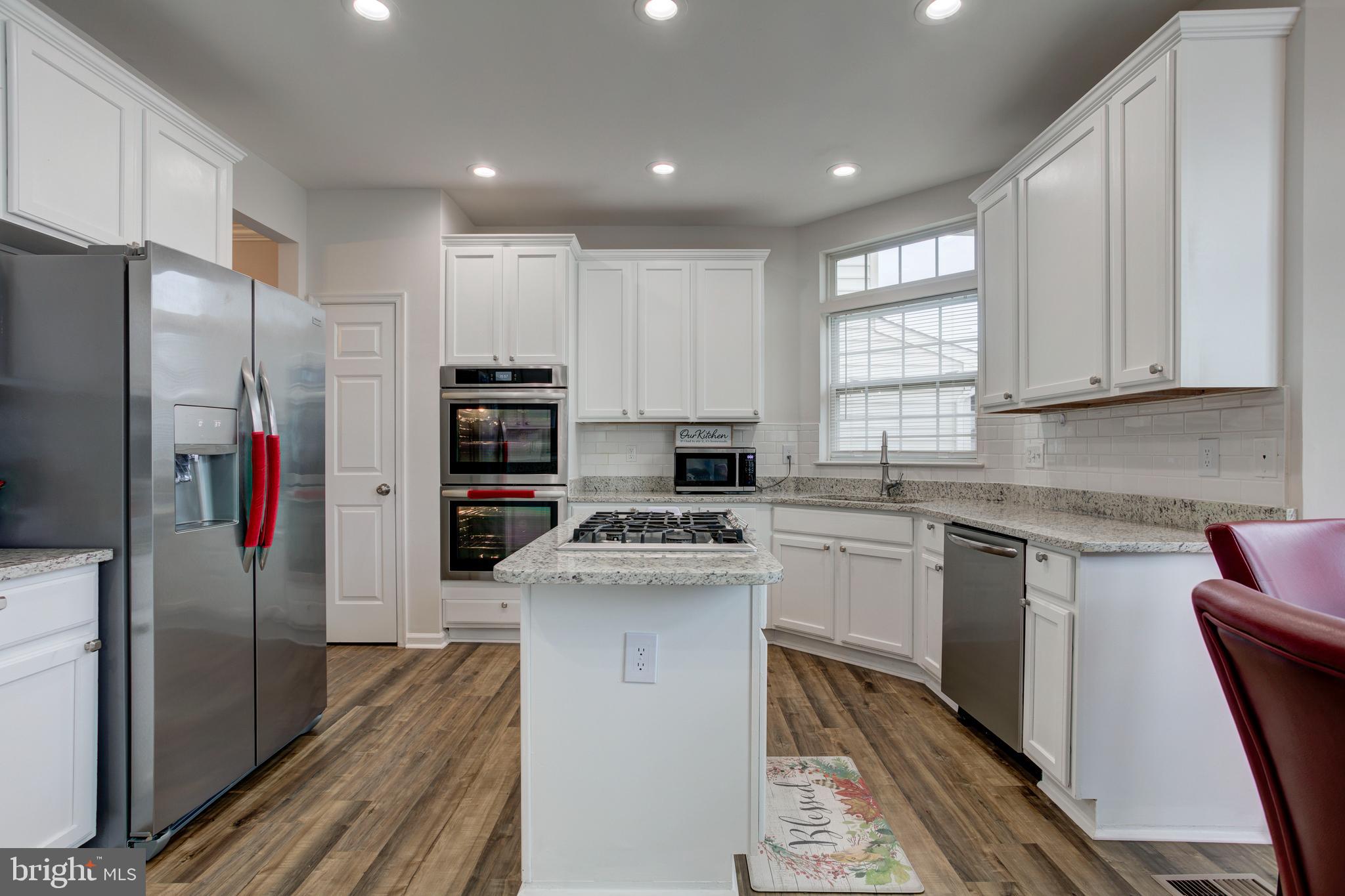 THE FALLS AT LEE'S PARKE - Residential Lease