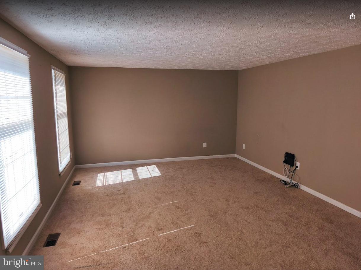 FOREST RIDGE - Residential Lease