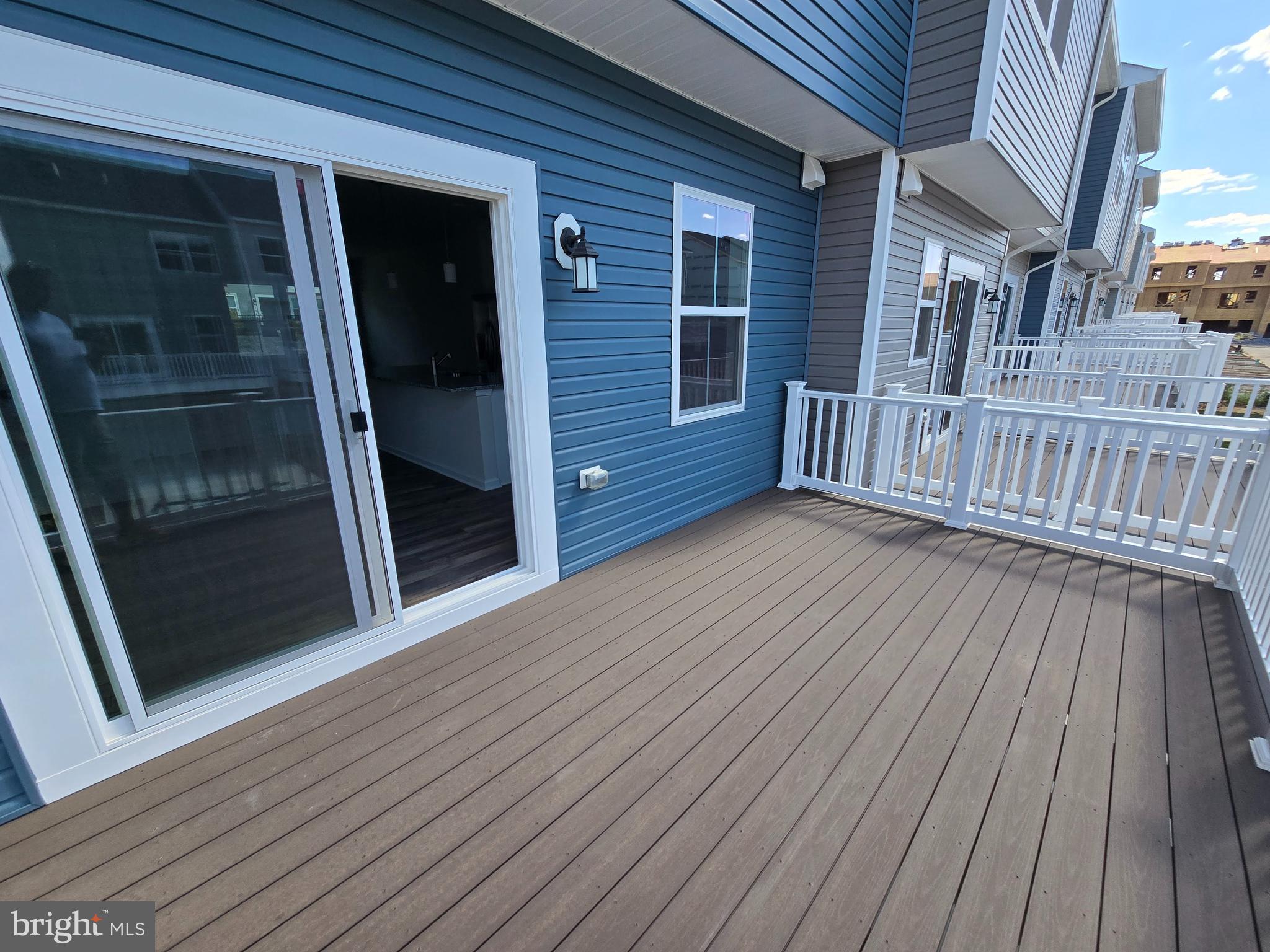 RED CLOVER MEADOWS - Residential Lease