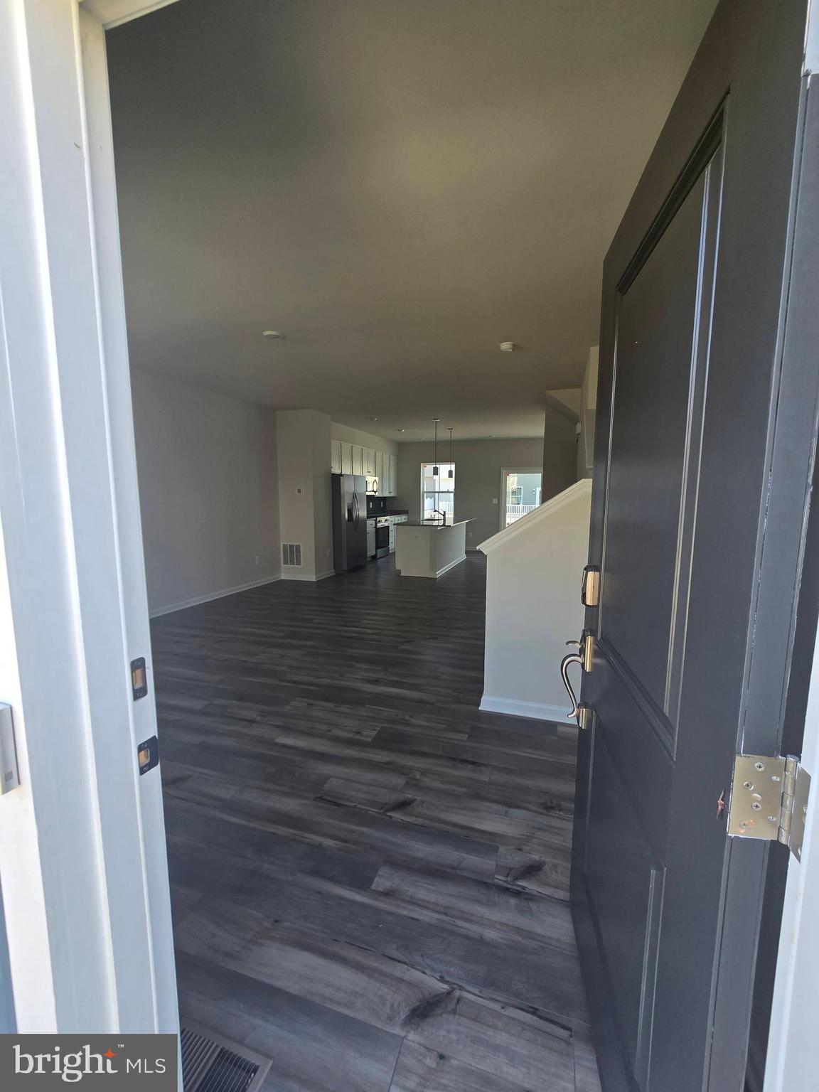 RED CLOVER MEADOWS - Residential Lease