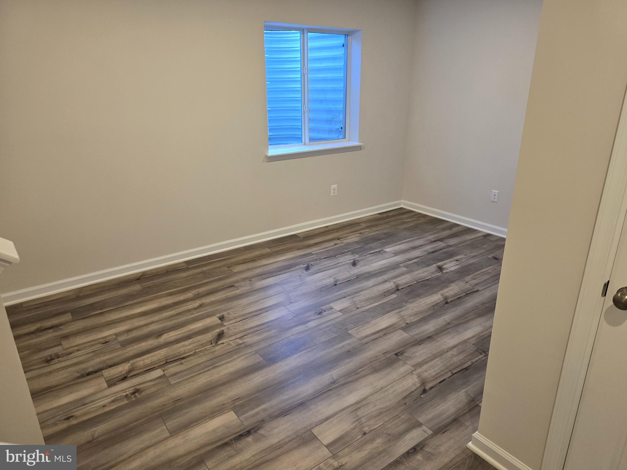 RED CLOVER MEADOWS - Residential Lease