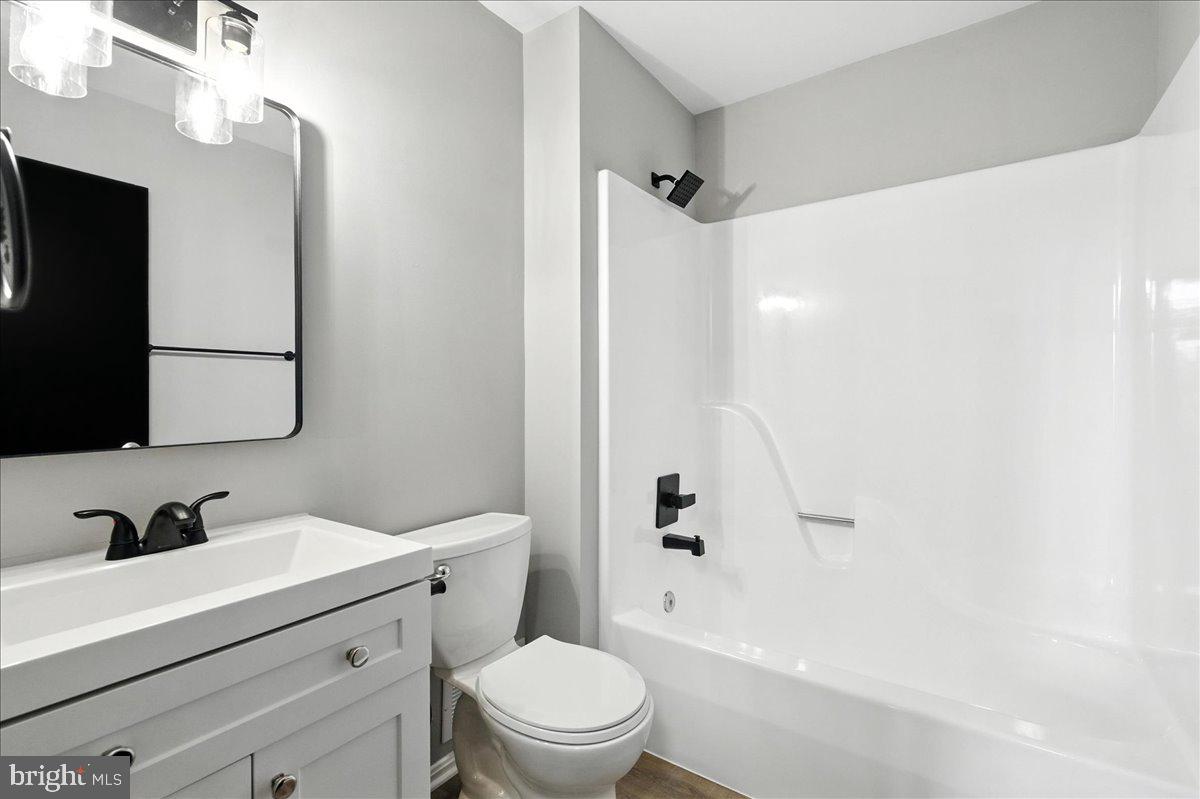 ELKRIDGE HEIGHTS - Residential