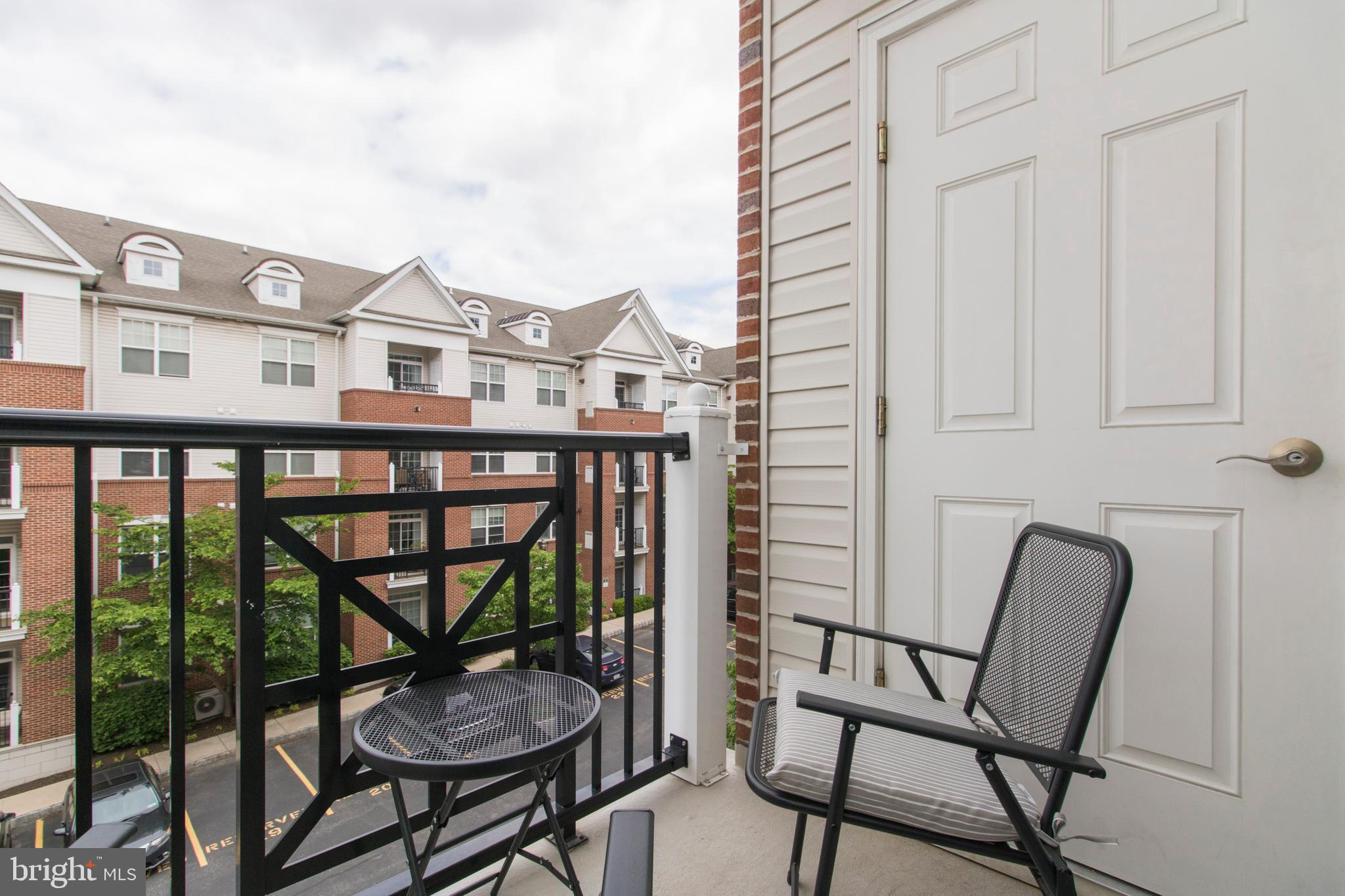 THE GRANDE AT RIVERVIEW - Residential