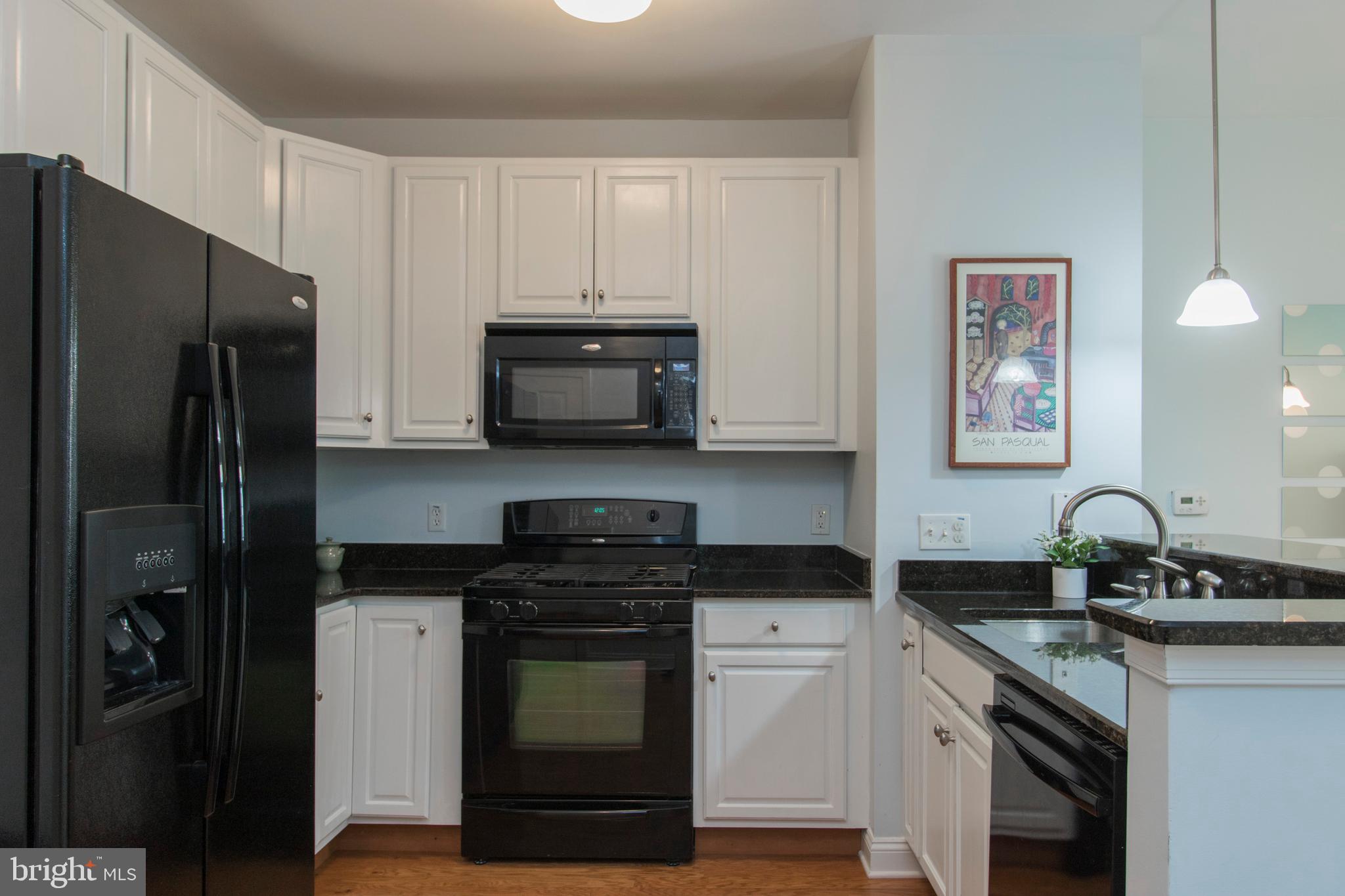 THE GRANDE AT RIVERVIEW - Residential