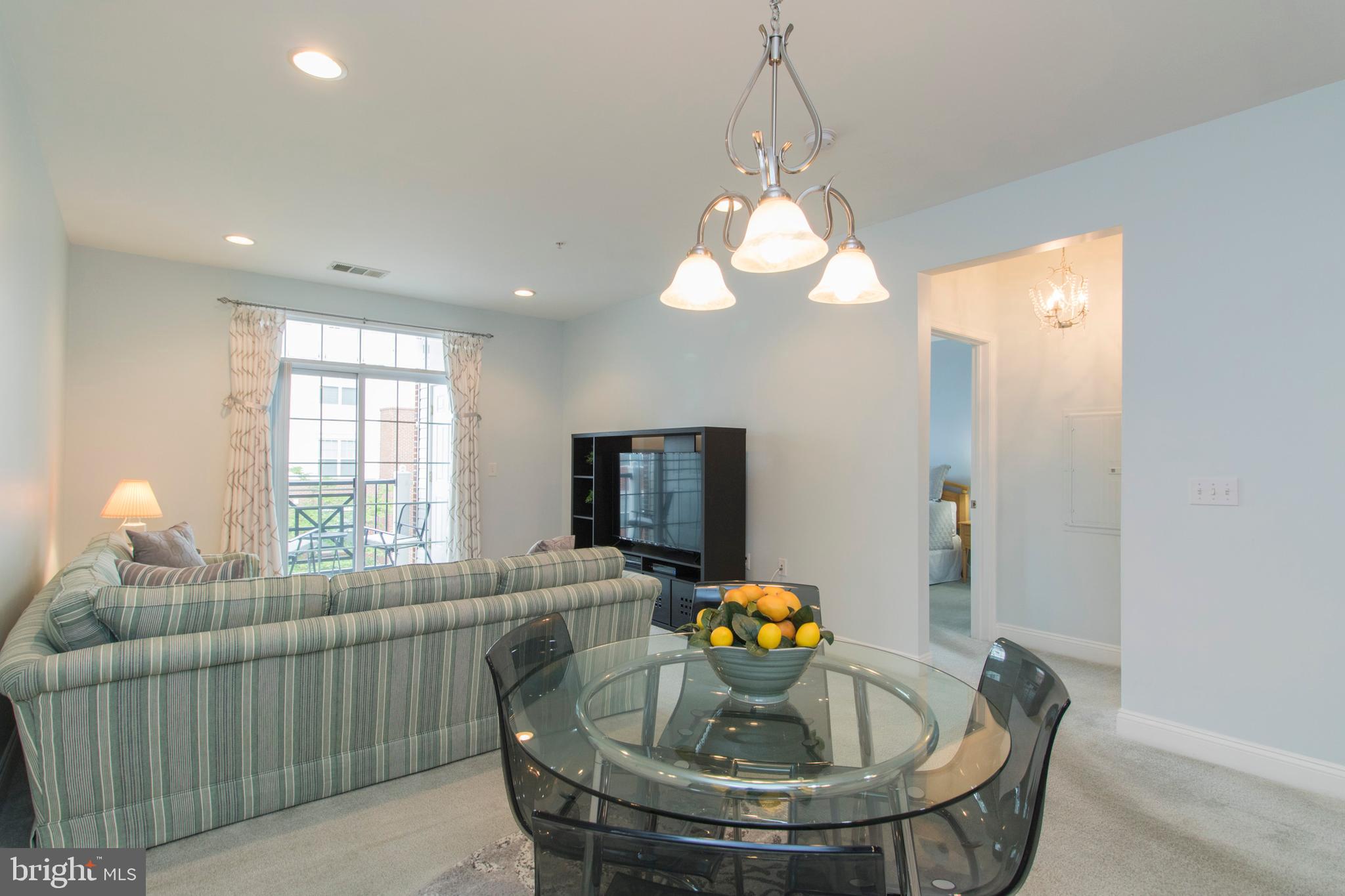 THE GRANDE AT RIVERVIEW - Residential