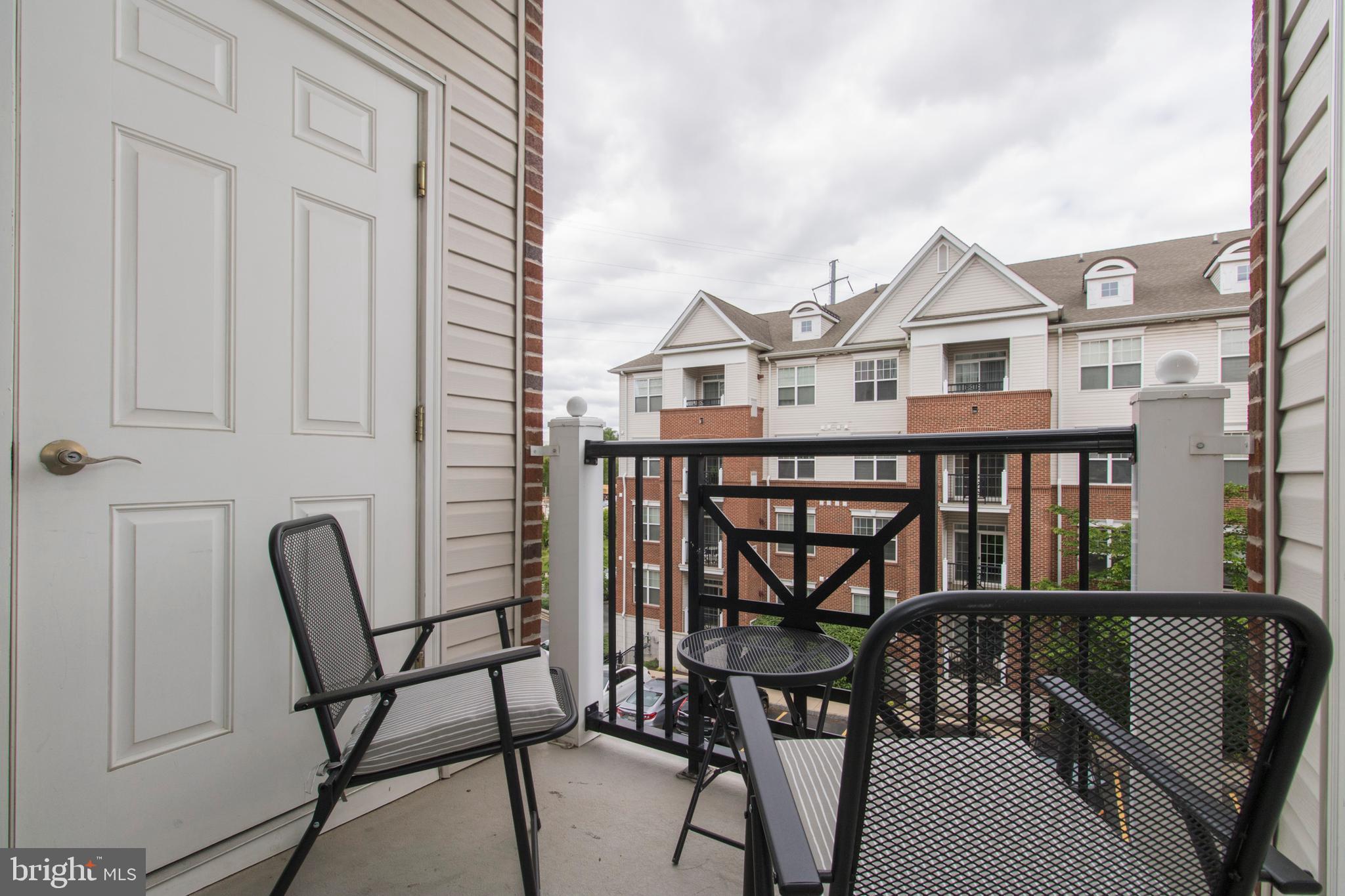 THE GRANDE AT RIVERVIEW - Residential