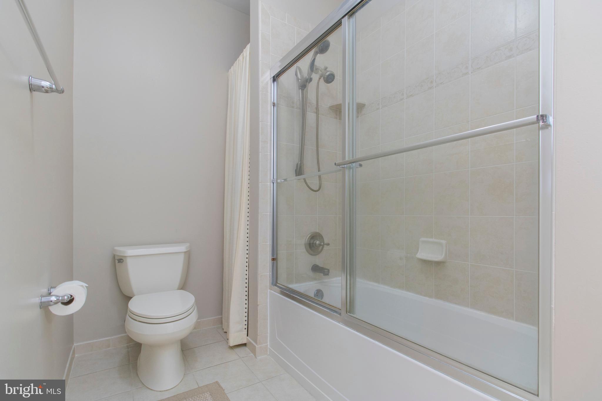 THE GRANDE AT RIVERVIEW - Residential