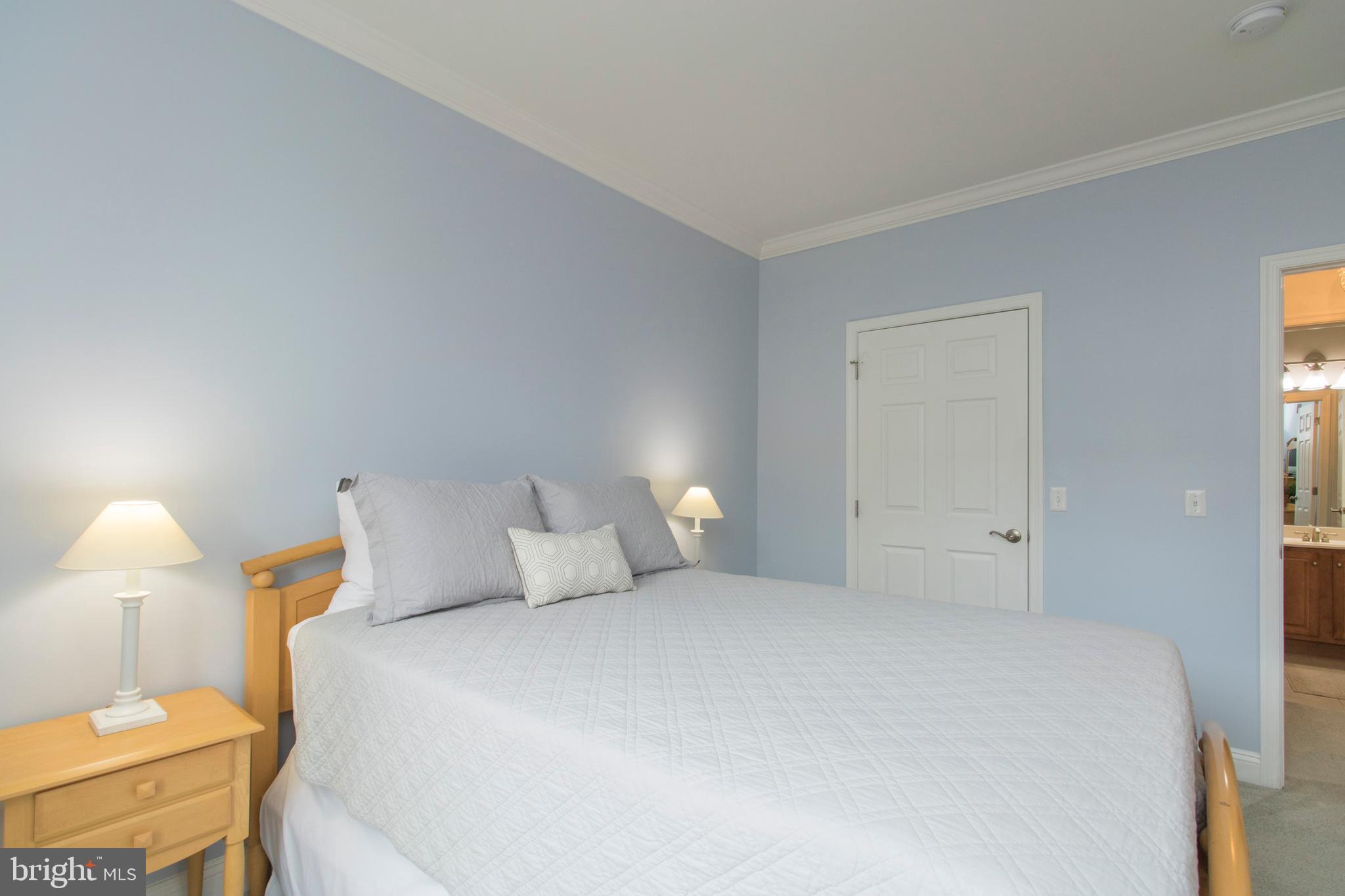 THE GRANDE AT RIVERVIEW - Residential