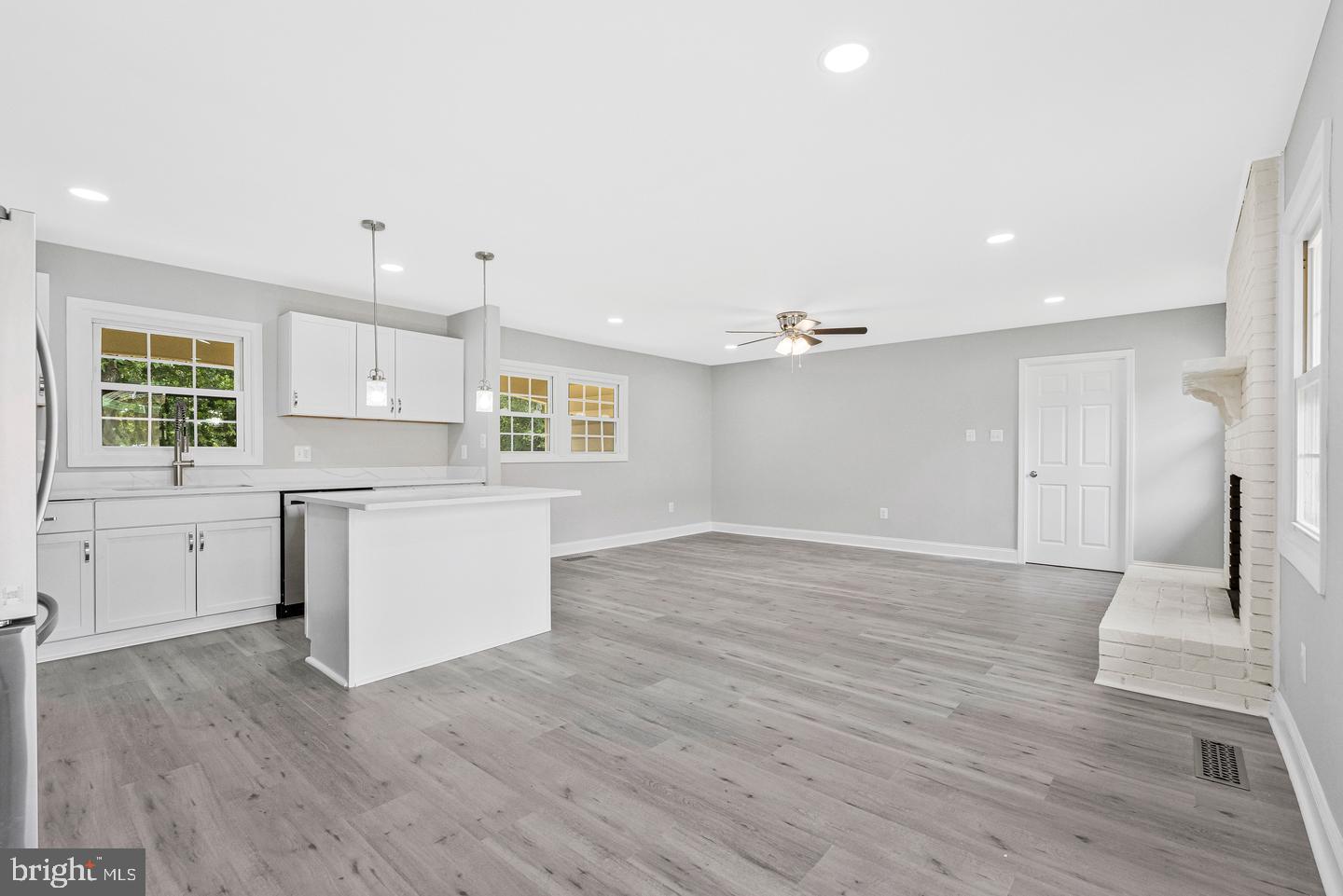 12806 MIDDLETON LANE