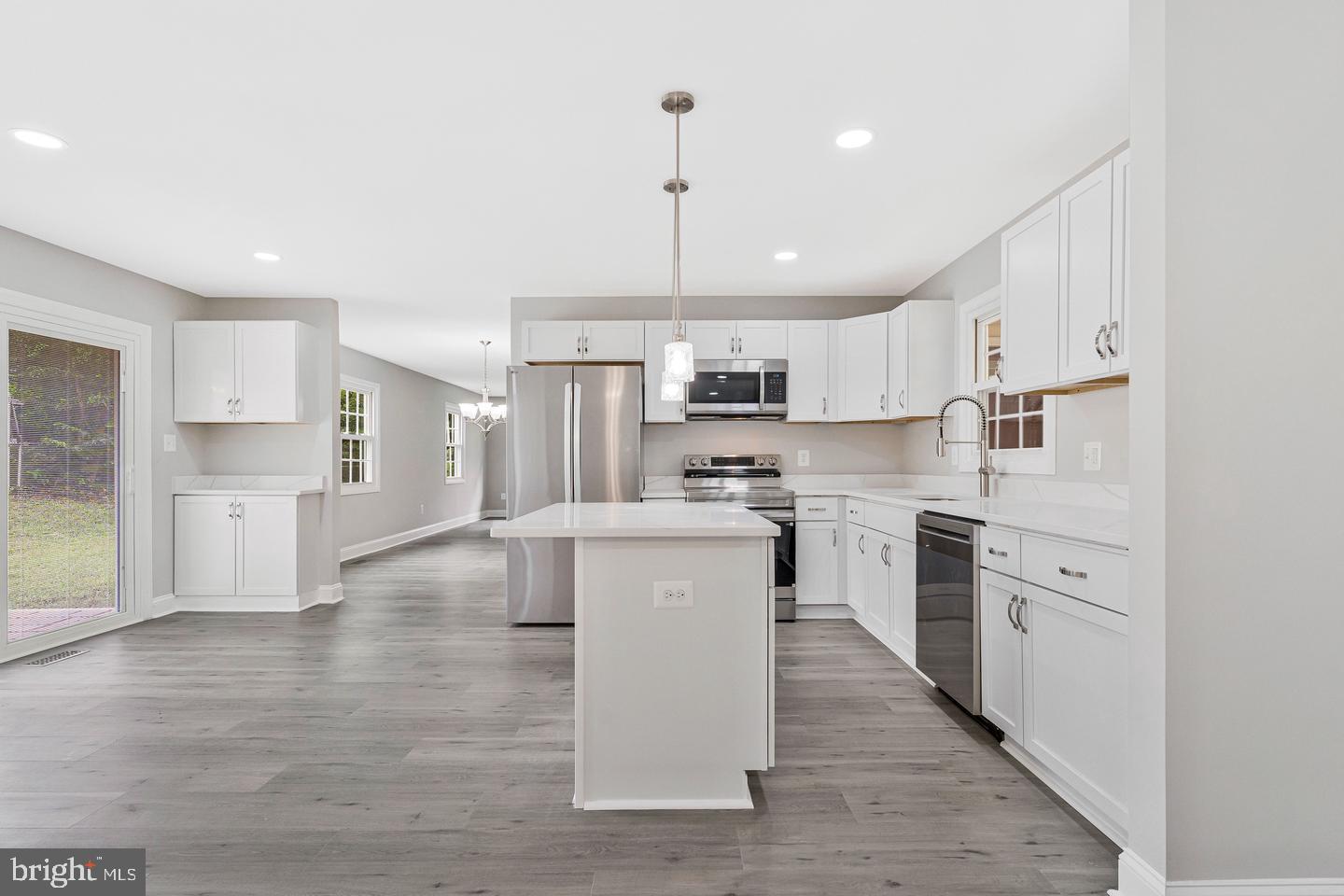 12806 MIDDLETON LANE