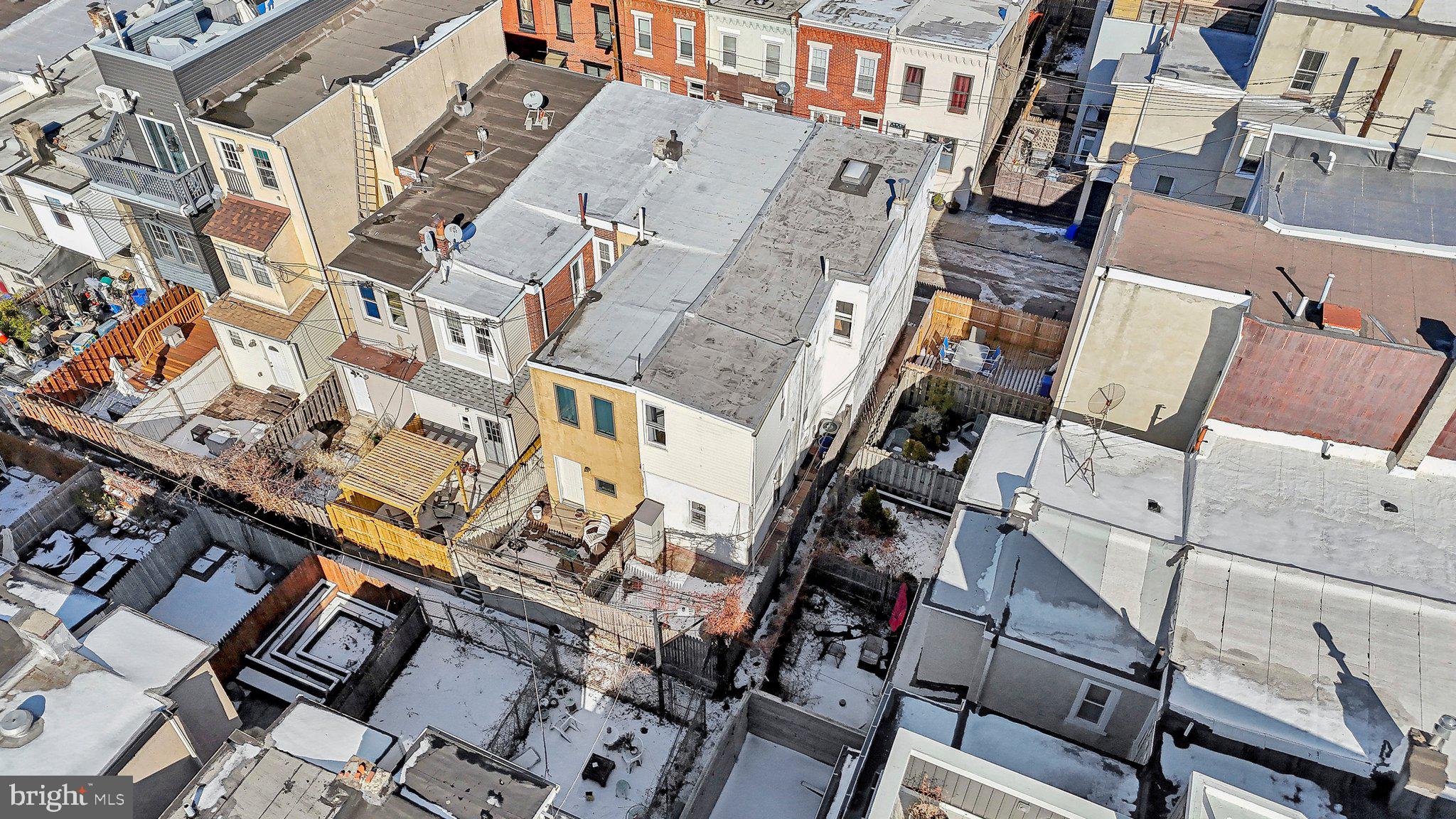 FAIRMOUNT - Residential Lease