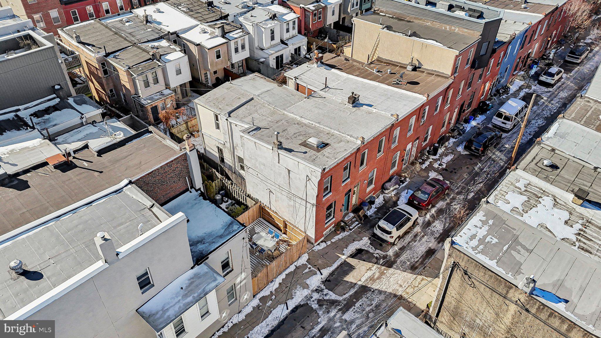 FAIRMOUNT - Residential Lease