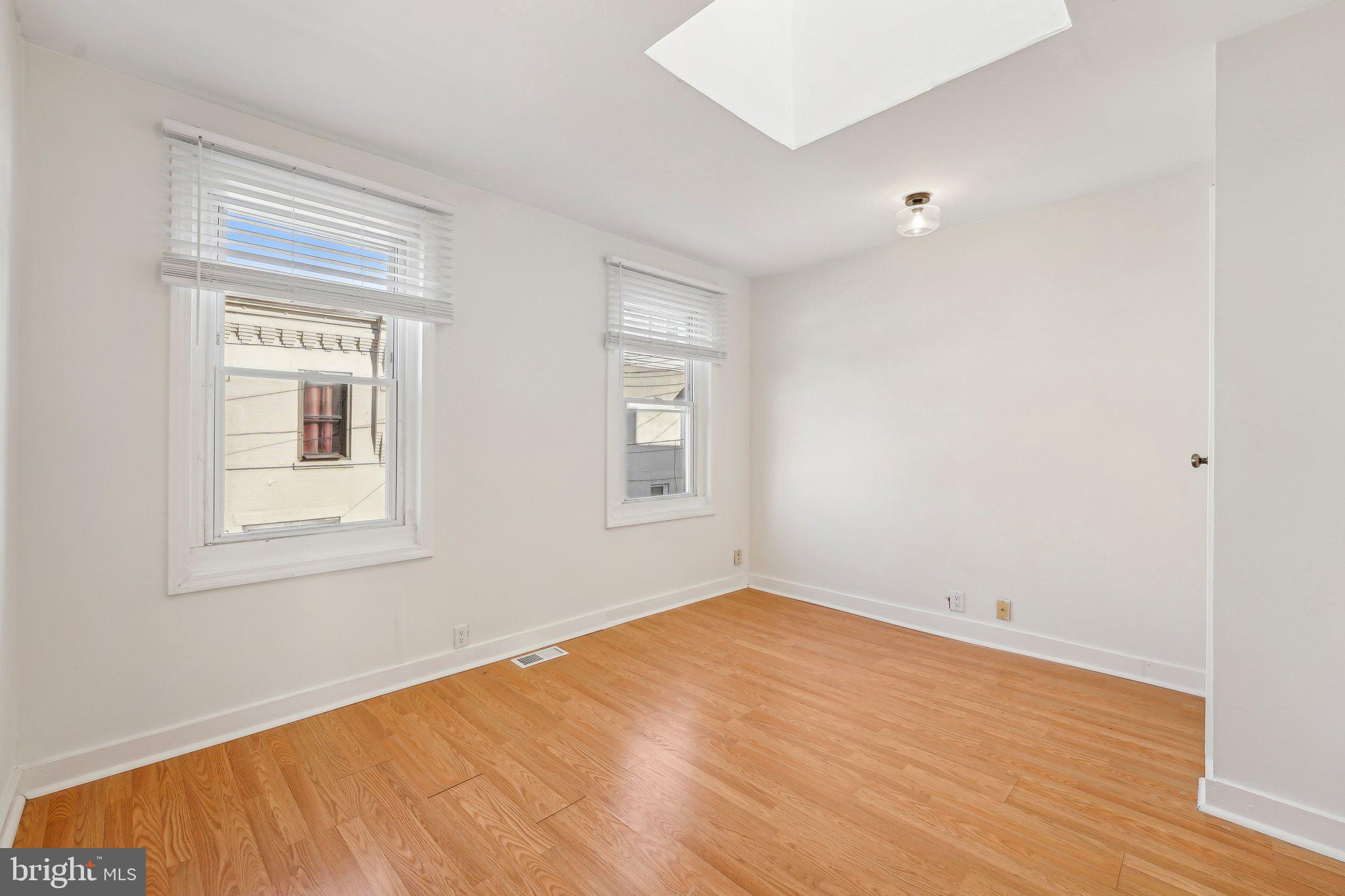 FAIRMOUNT - Residential Lease