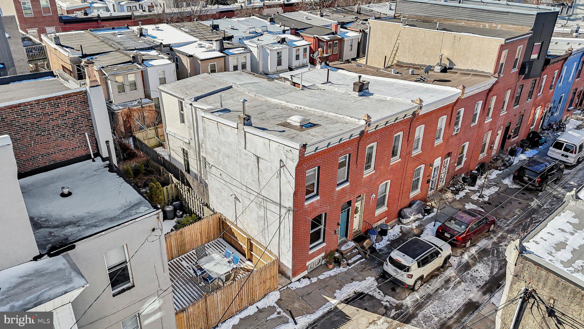 FAIRMOUNT - Residential Lease