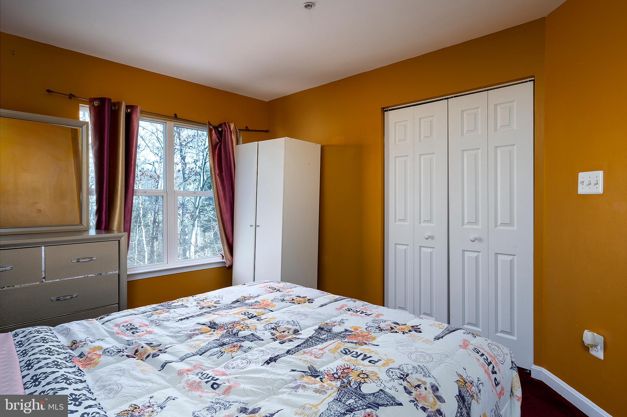 THE OAKS AT SIXTY FIFTH - Residential