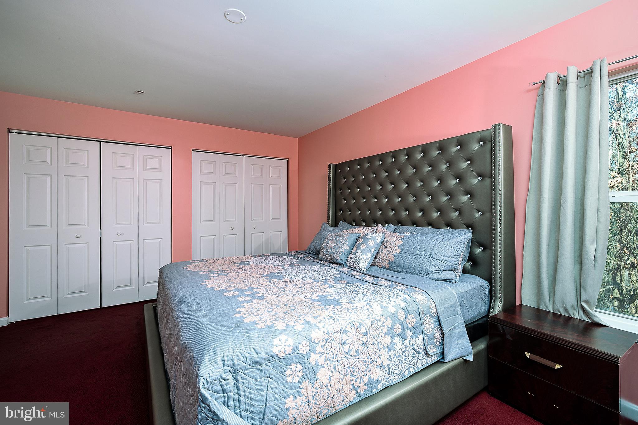 THE OAKS AT SIXTY FIFTH - Residential