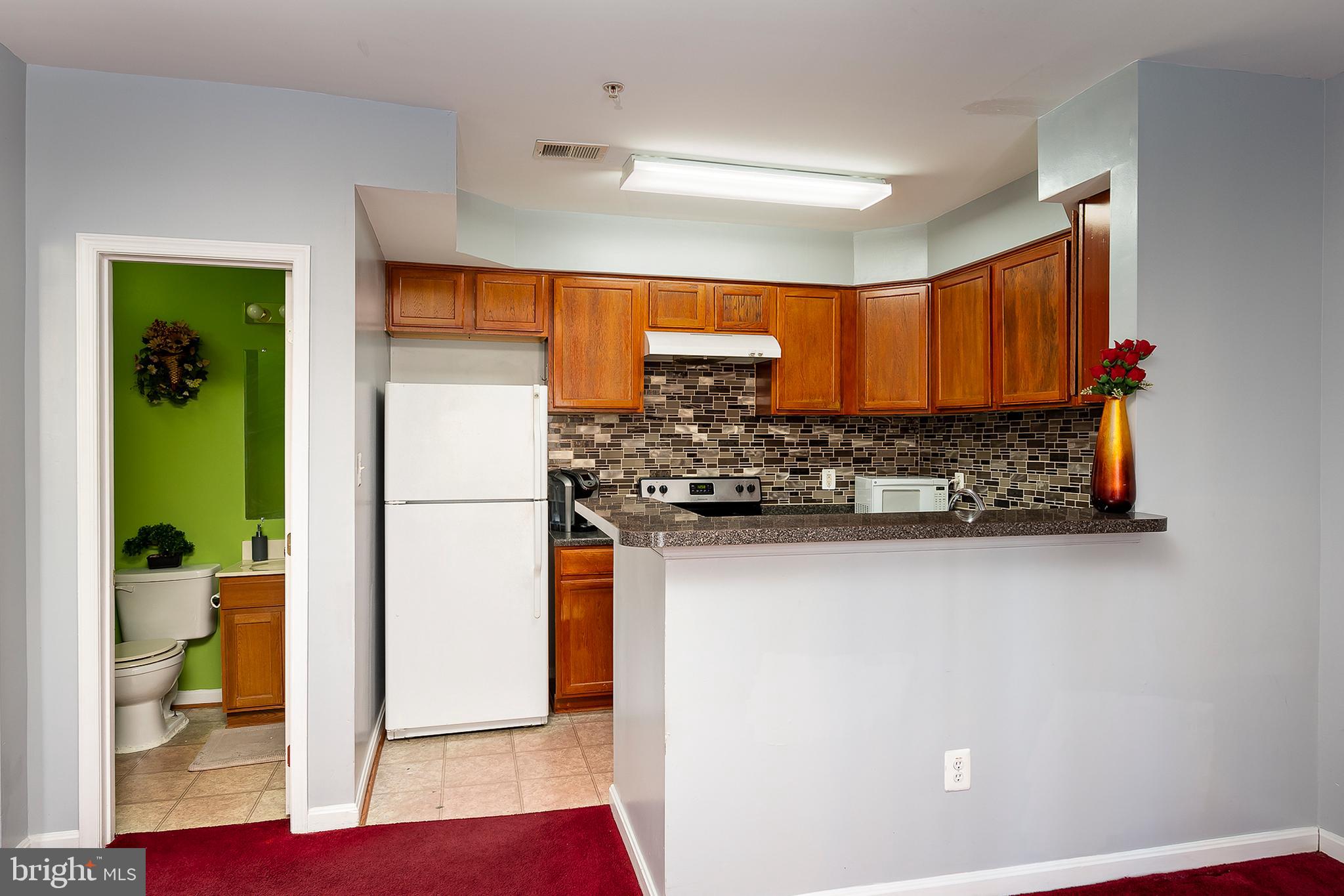 THE OAKS AT SIXTY FIFTH - Residential