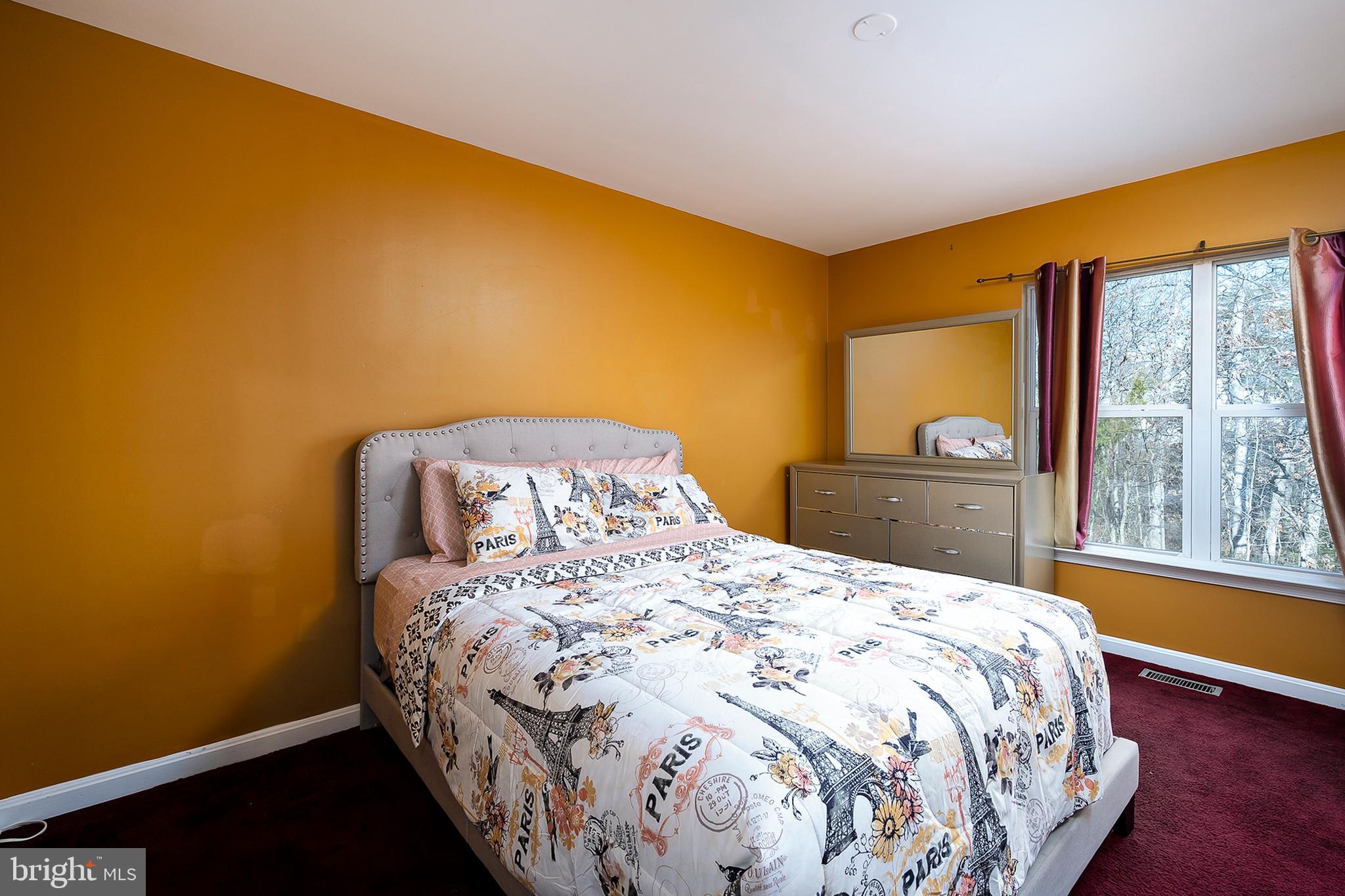 THE OAKS AT SIXTY FIFTH - Residential