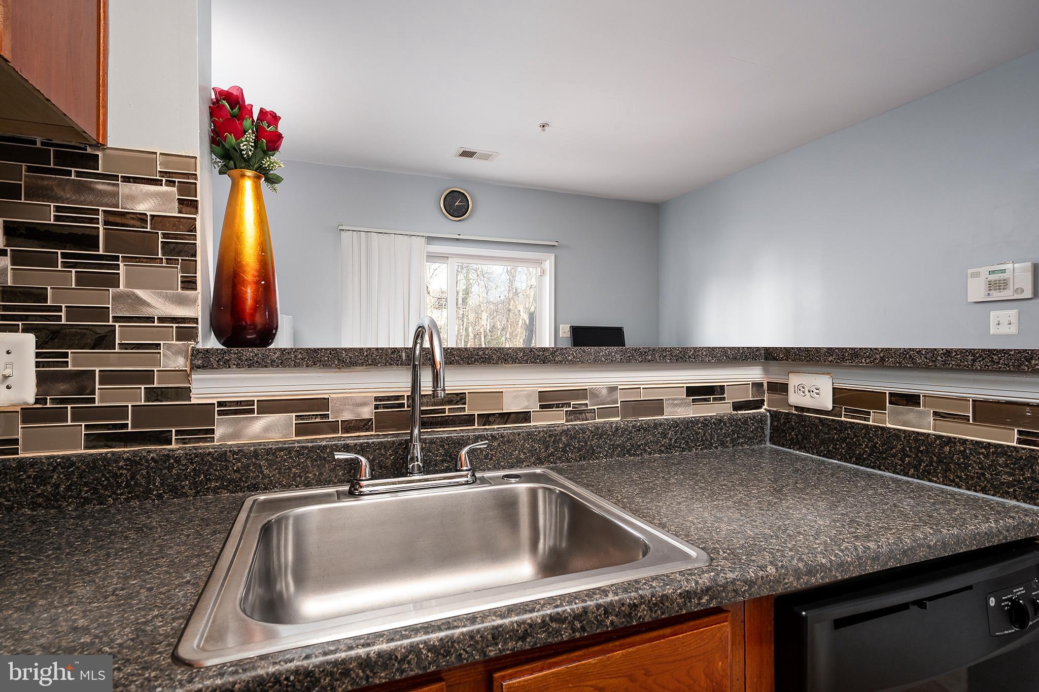 THE OAKS AT SIXTY FIFTH - Residential