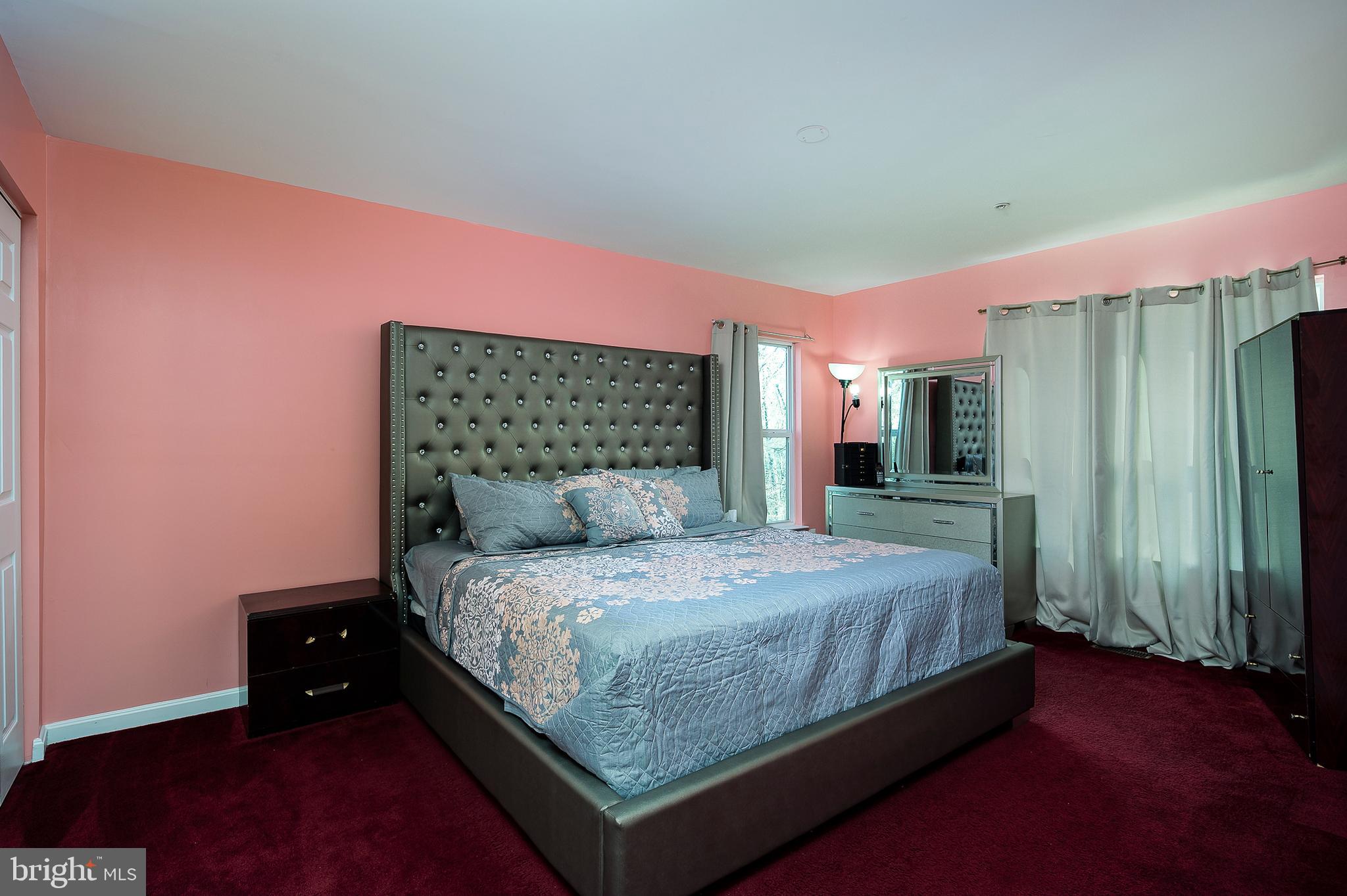 THE OAKS AT SIXTY FIFTH - Residential