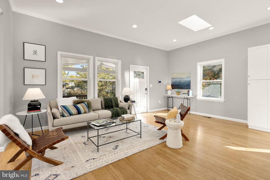 Photo of 3013 Channing Street NE, WASHINGTON, DC 20018 (MLS # DCDC2227652)