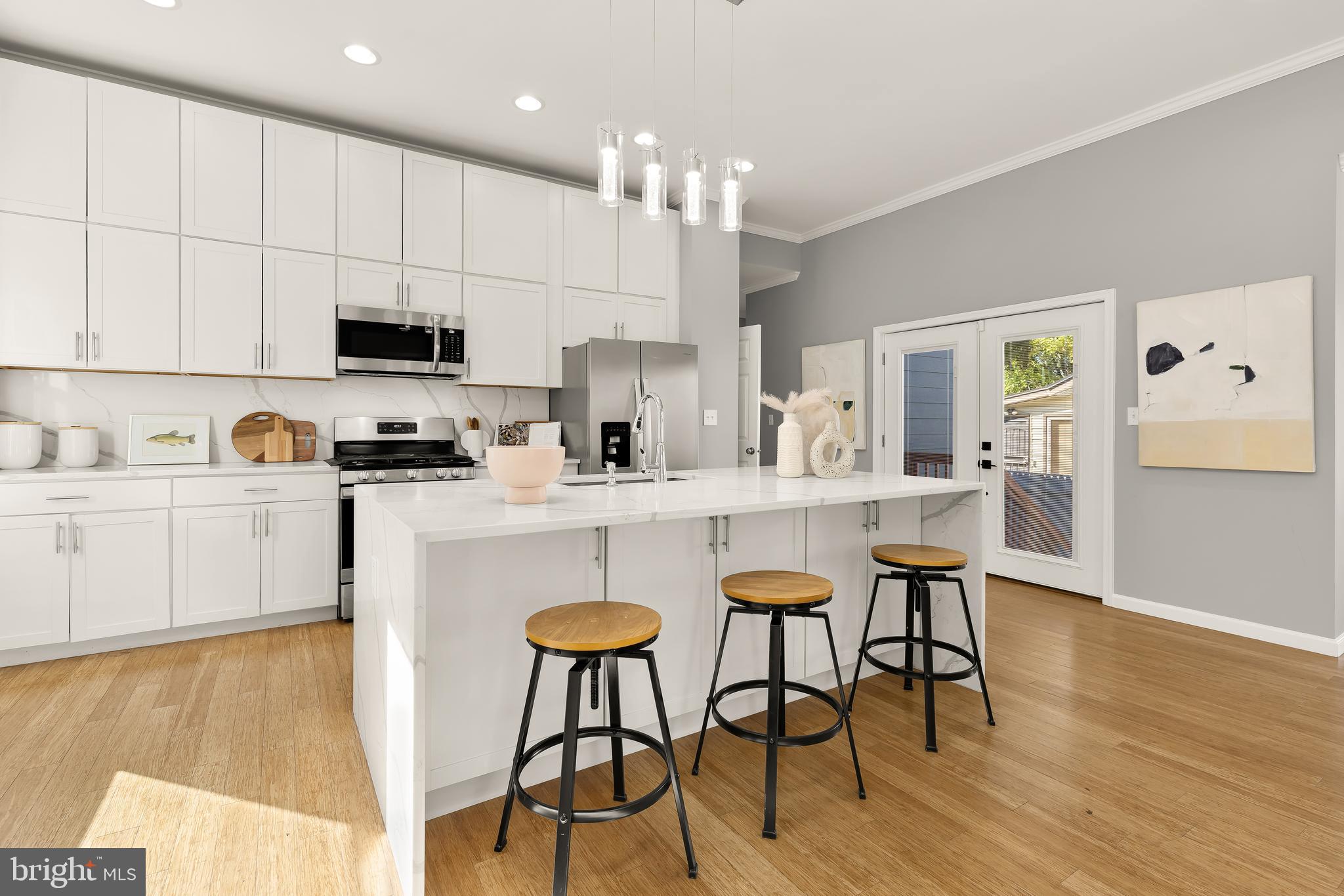 3013 CHANNING STREET NE