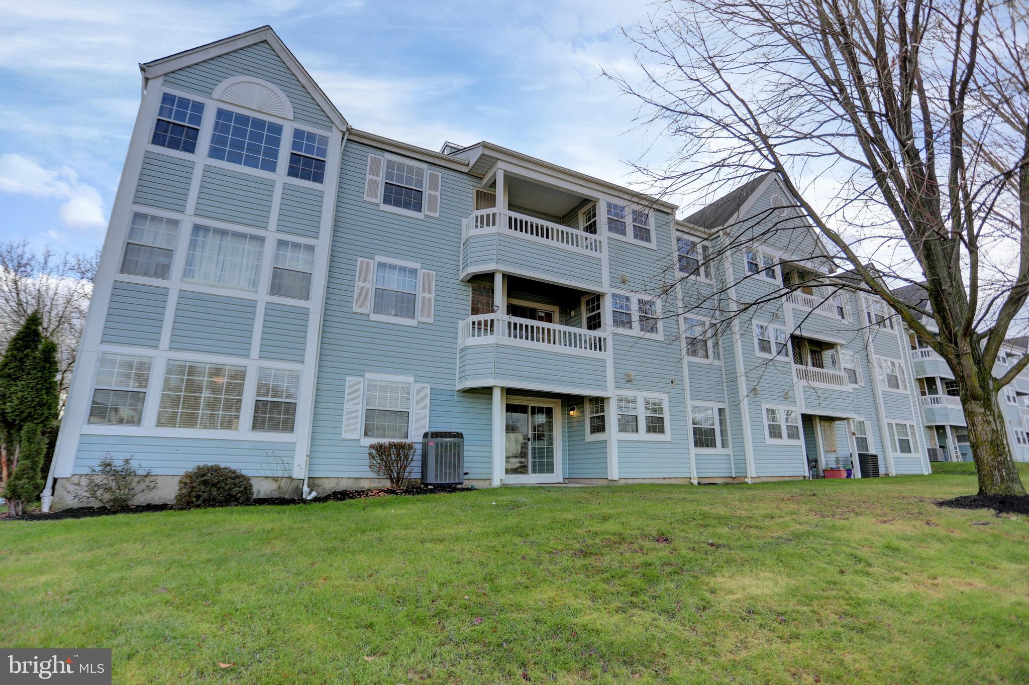 MONTGOMERY RUN - Residential