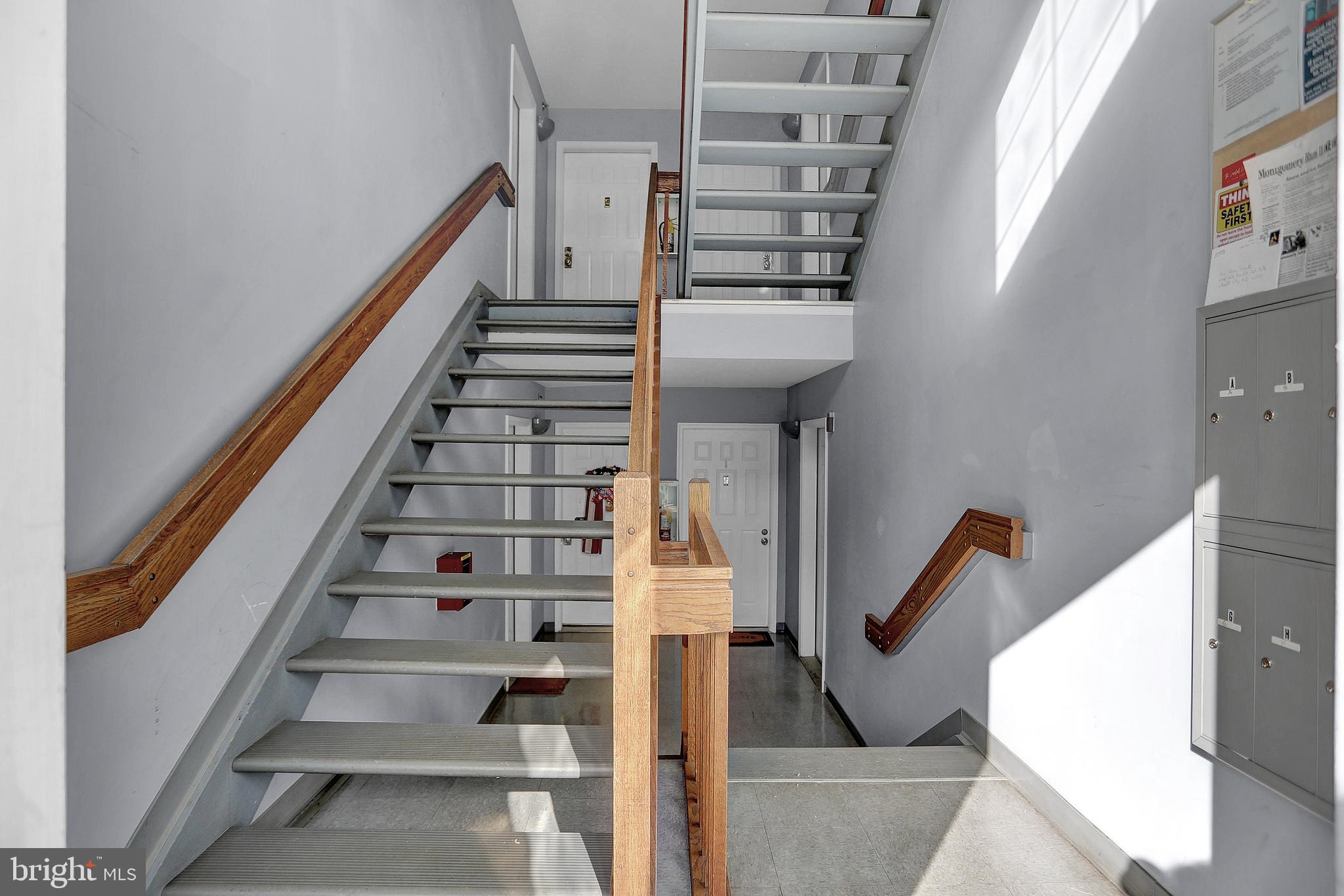 MONTGOMERY RUN - Residential