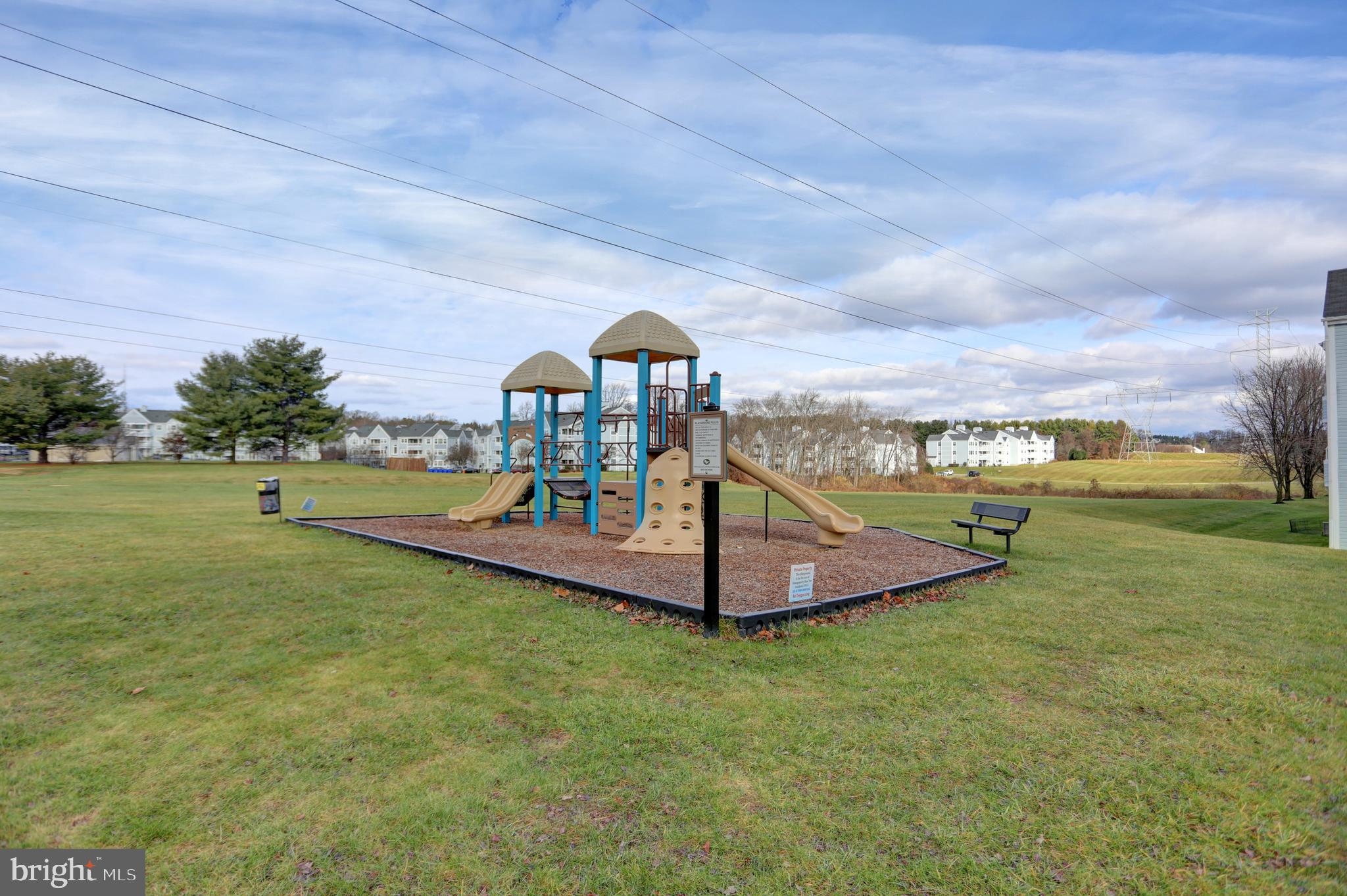 MONTGOMERY RUN - Residential