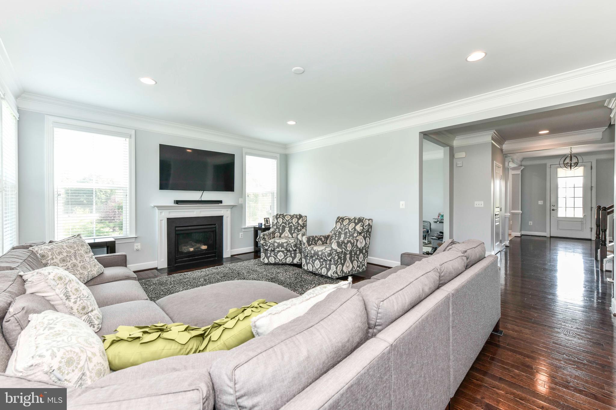 HISTORIC SELMA ESTATES - Residential Lease