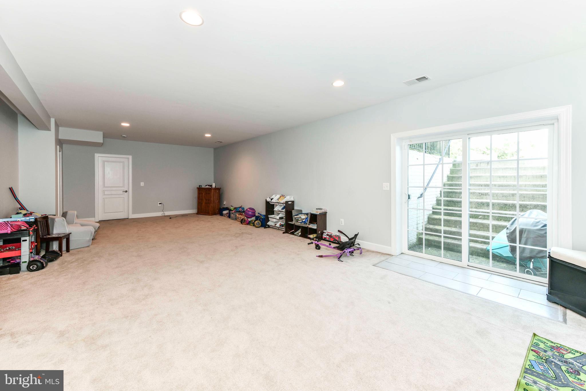 HISTORIC SELMA ESTATES - Residential Lease