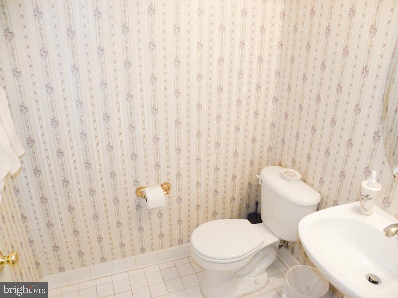 VILLAGES AT BRISTOL - Residential