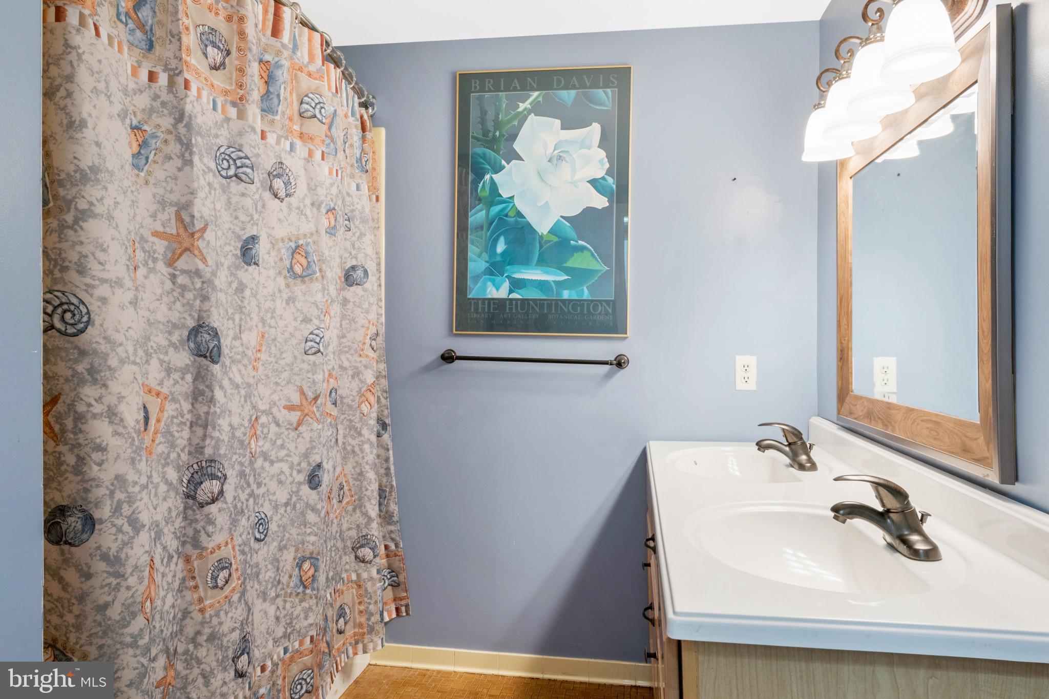 HARDESTY ESTATES - Residential Lease