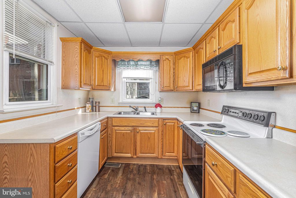 Photo of 514 Bosler Avenue, LEMOYNE, PA 17043 (MLS # PACB2049032)