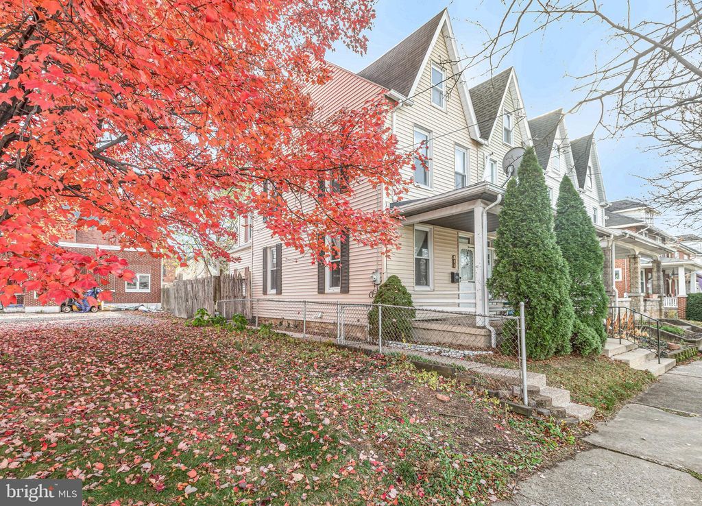 Photo of 514 Bosler Avenue, LEMOYNE, PA 17043 (MLS # PACB2049032)