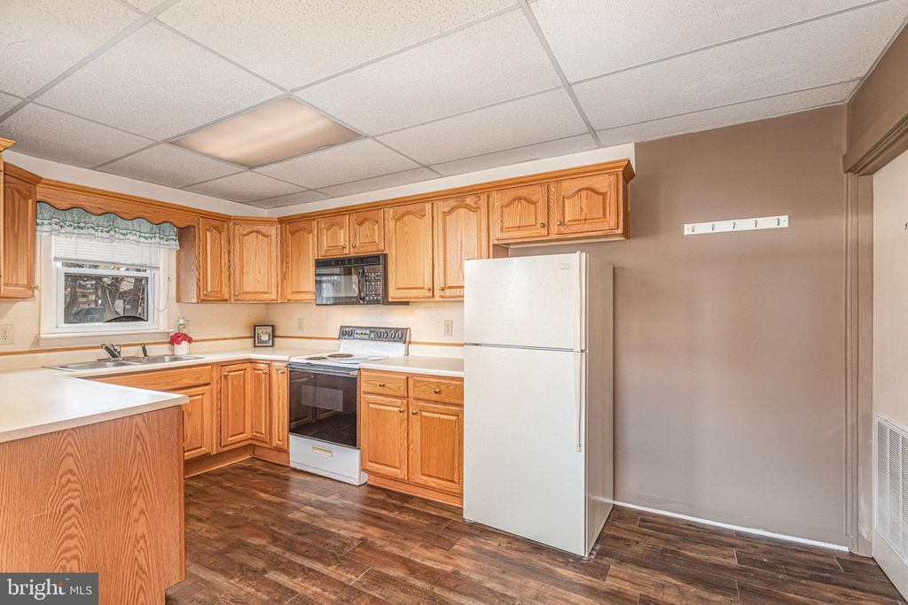 Photo of 514 Bosler Avenue, LEMOYNE, PA 17043 (MLS # PACB2049032)