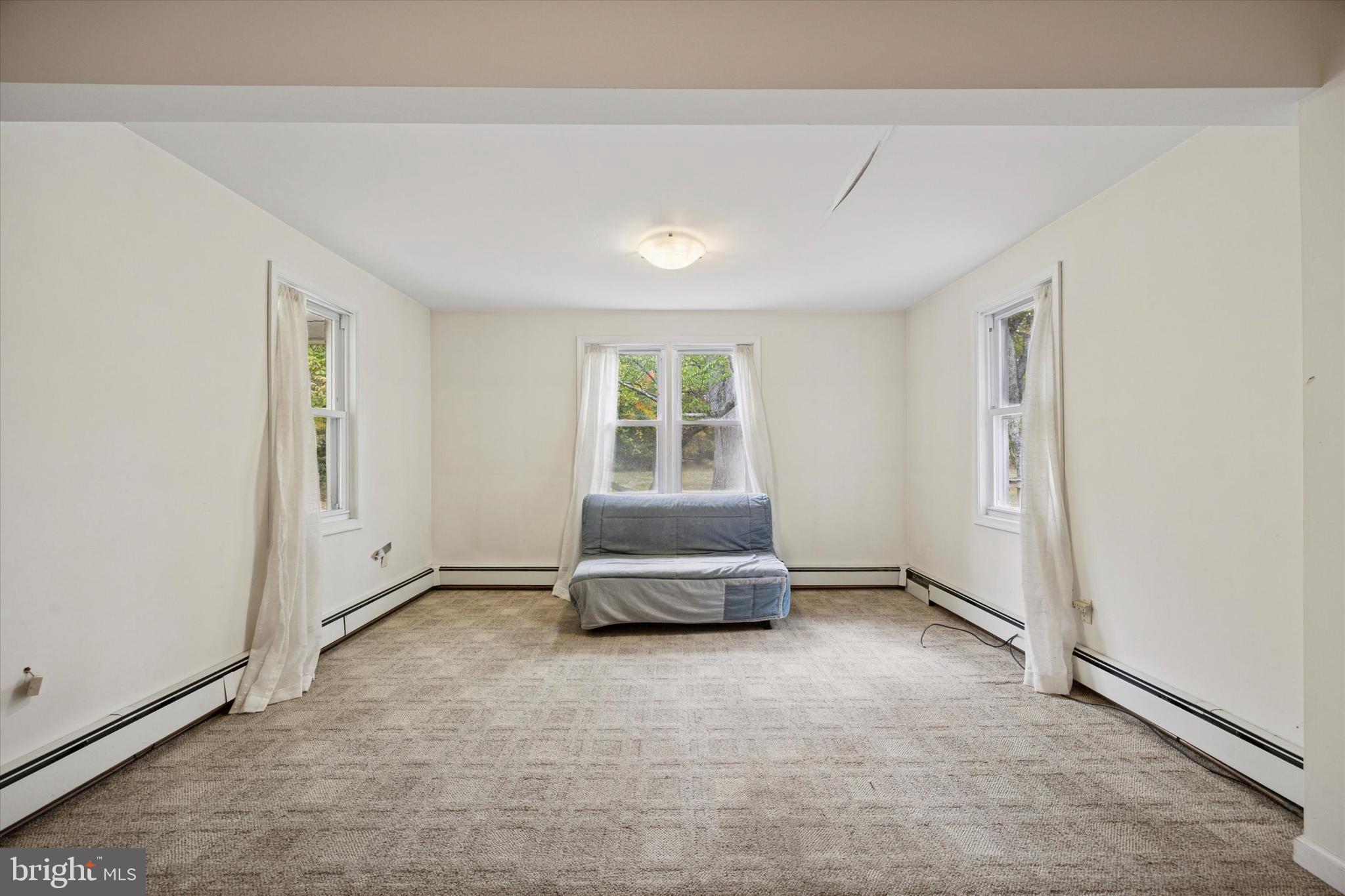 MAPLE GLEN - Residential