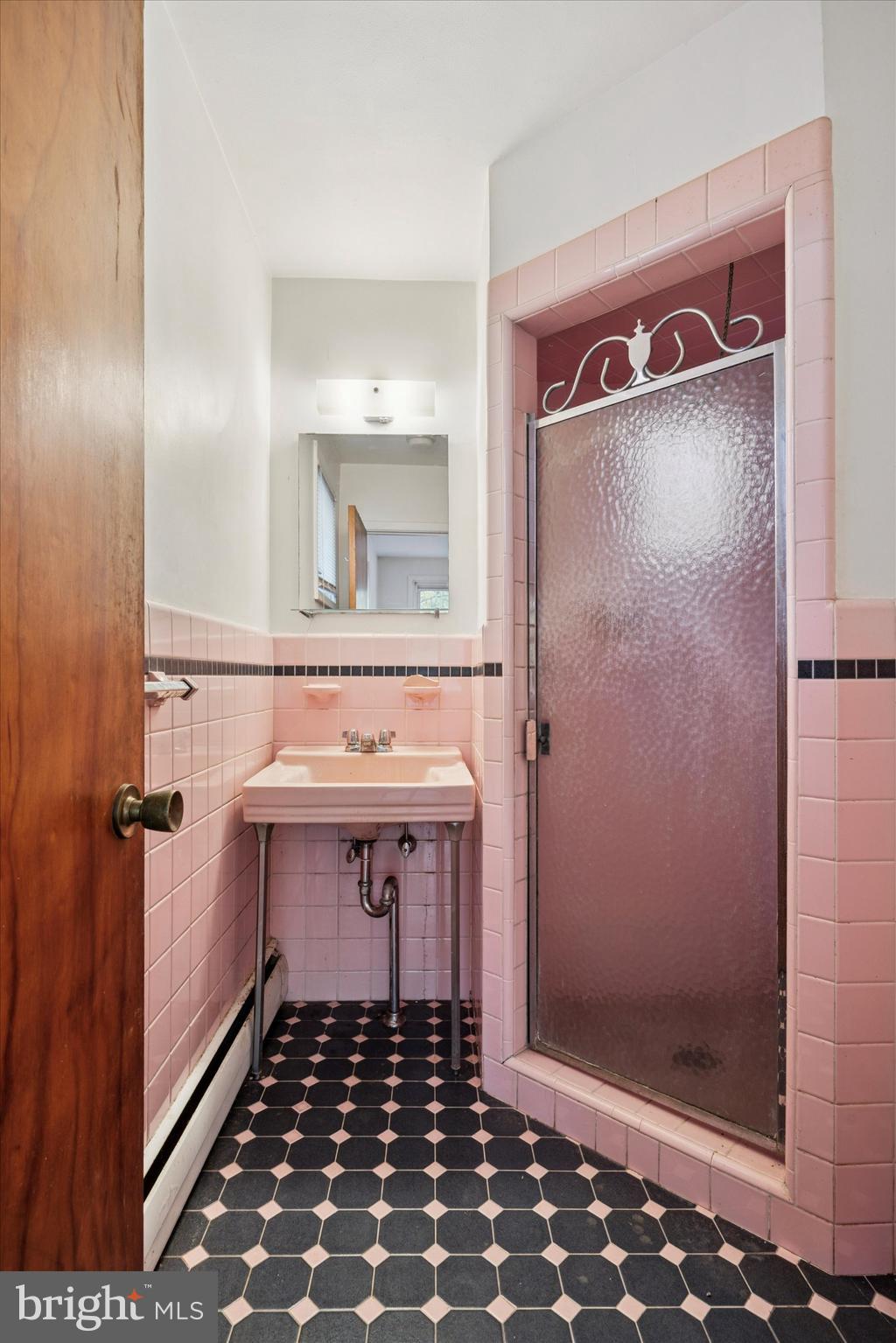 MAPLE GLEN - Residential