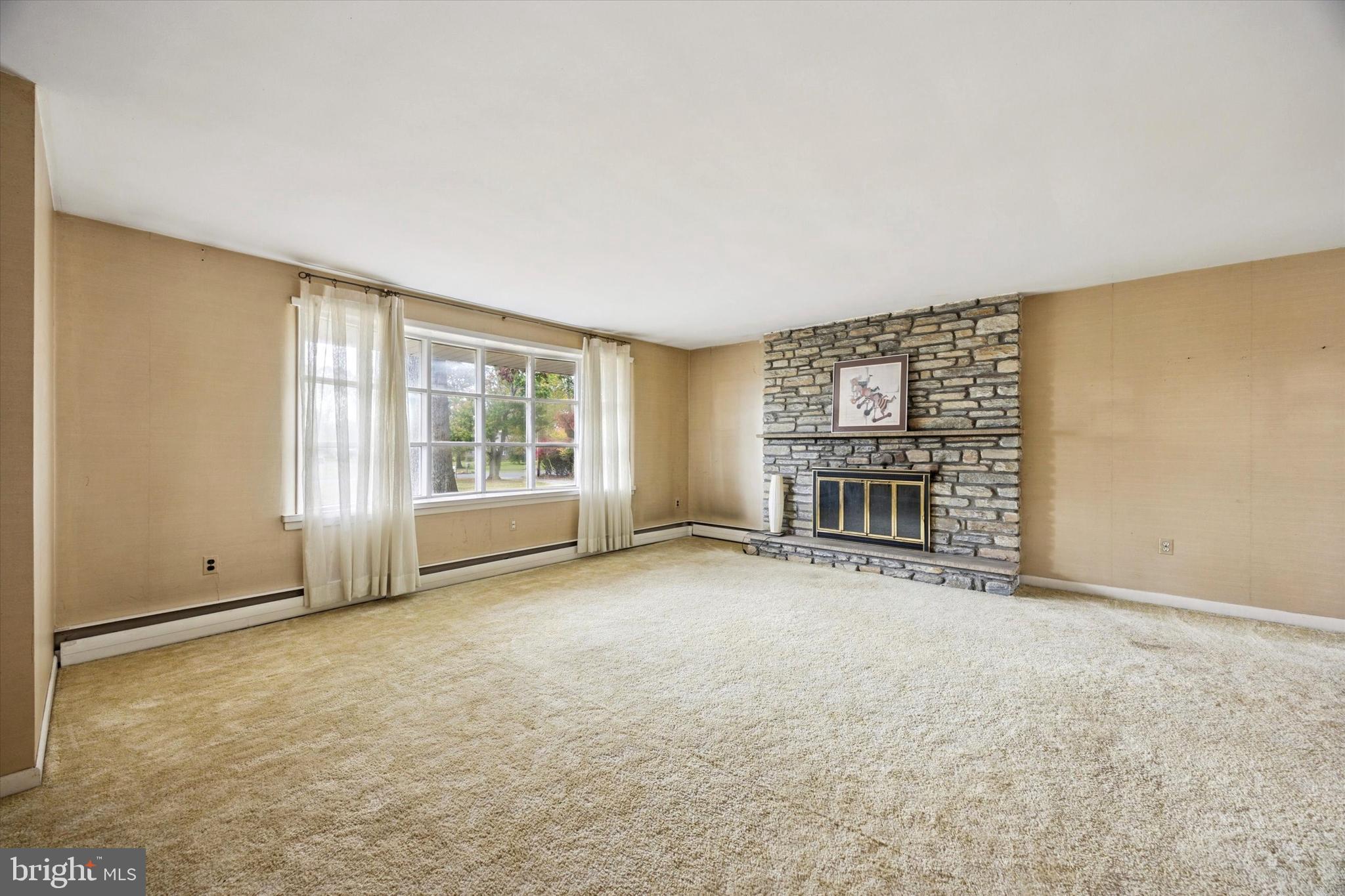 MAPLE GLEN - Residential