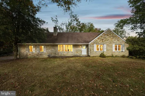 506 Kane Drive, Ambler, PA MLS: PAMC2158960