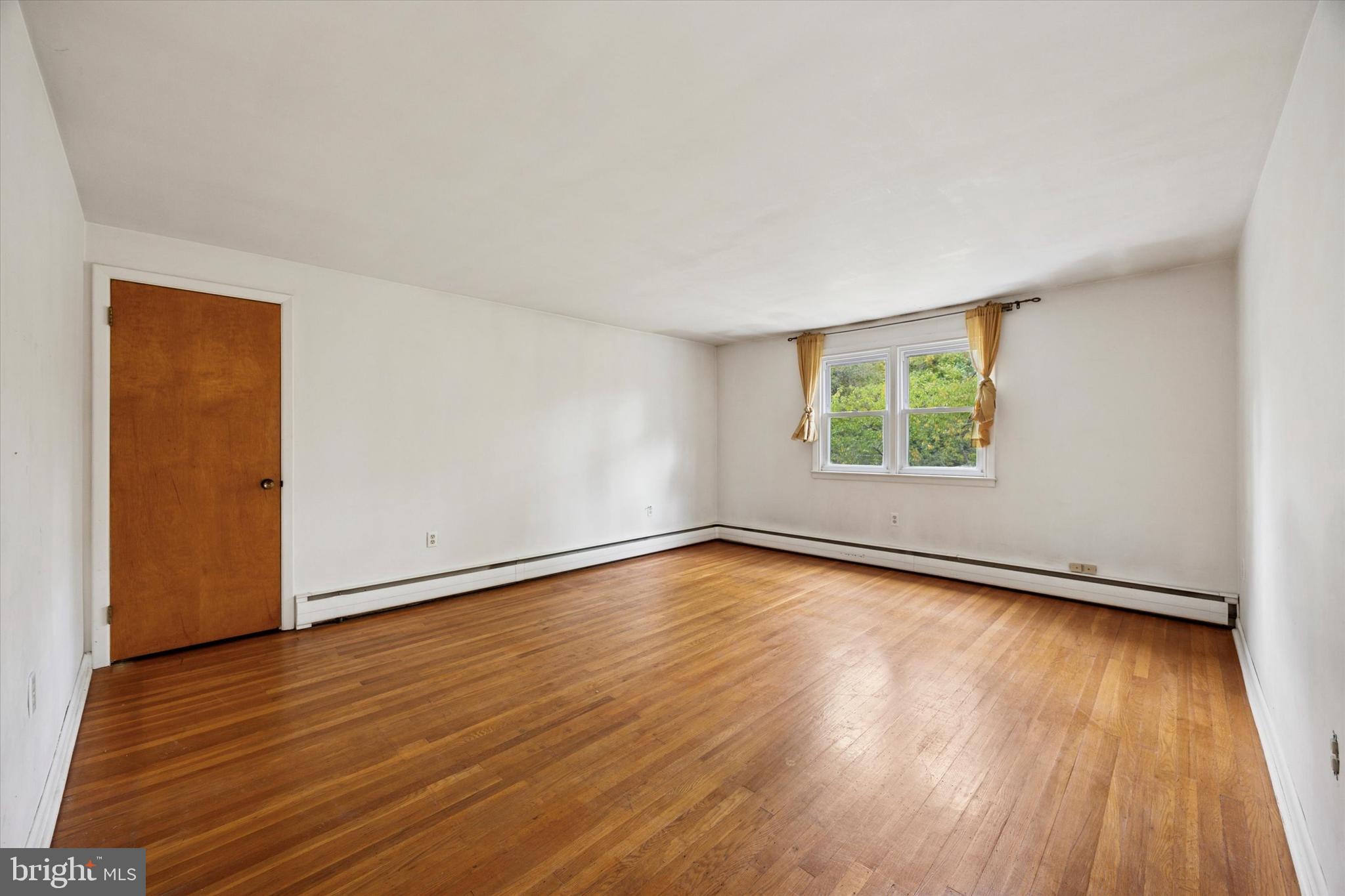 MAPLE GLEN - Residential