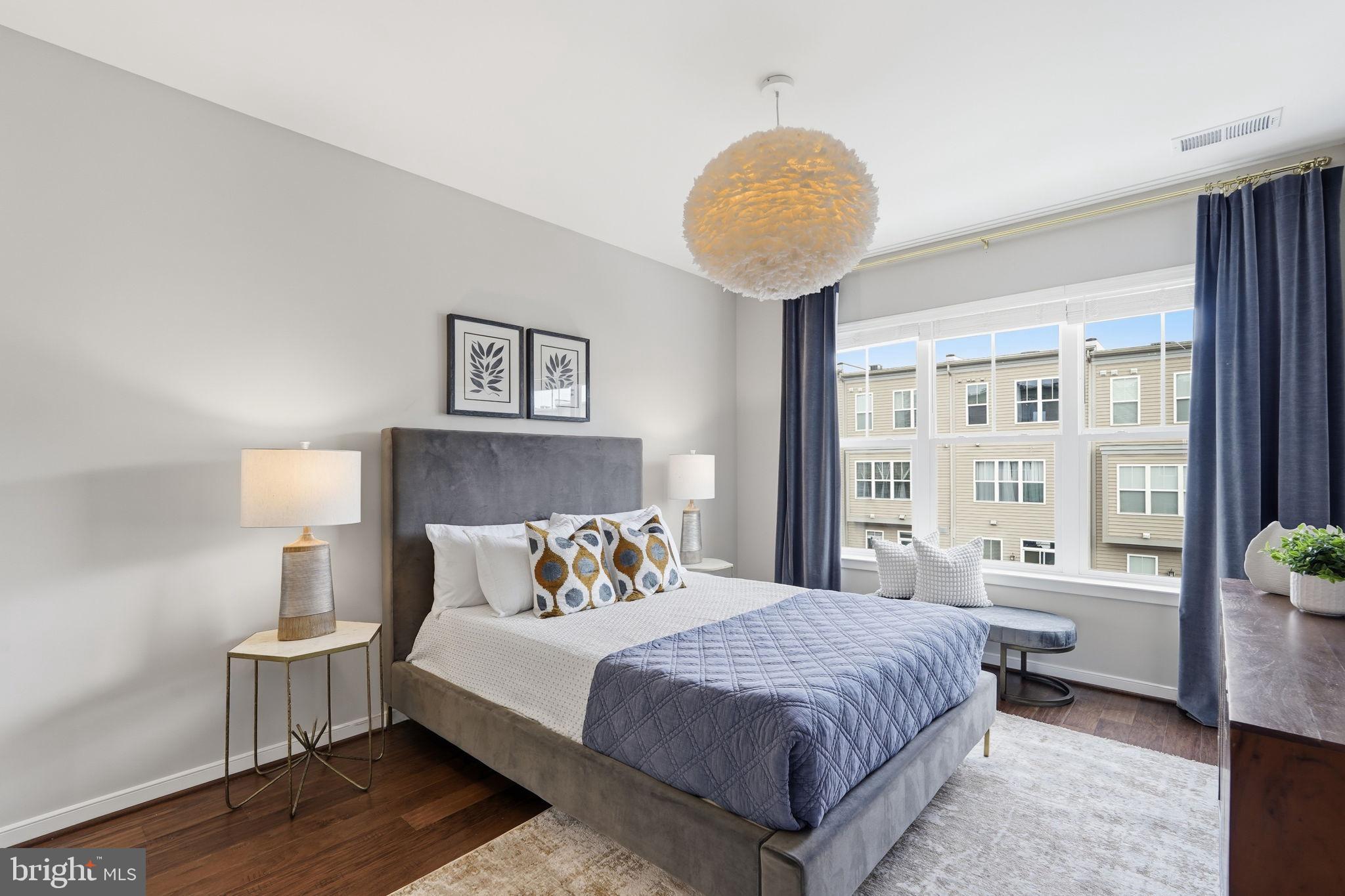 BRAMBLETON TOWN CENTER - Residential