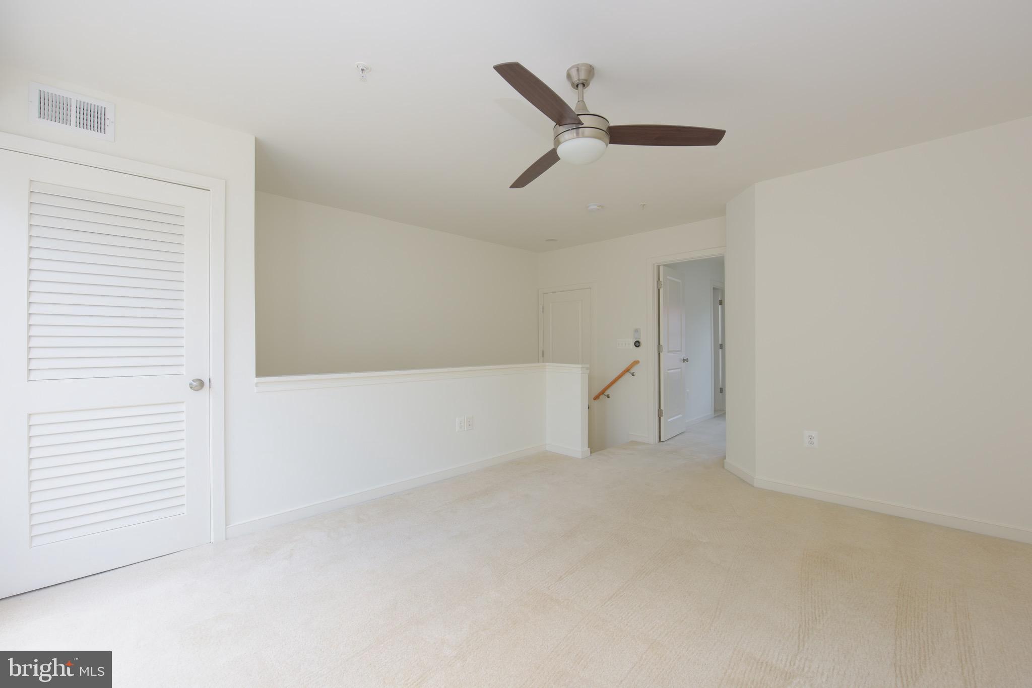 OLD TOWN COMMONS - Residential Lease