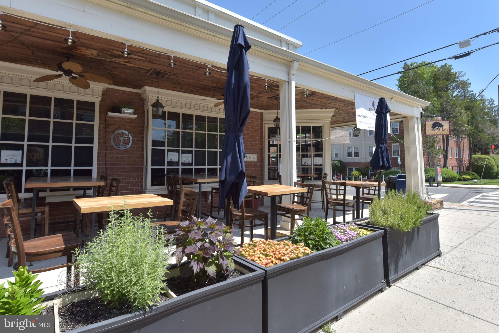 OLD TOWN COMMONS - Residential Lease