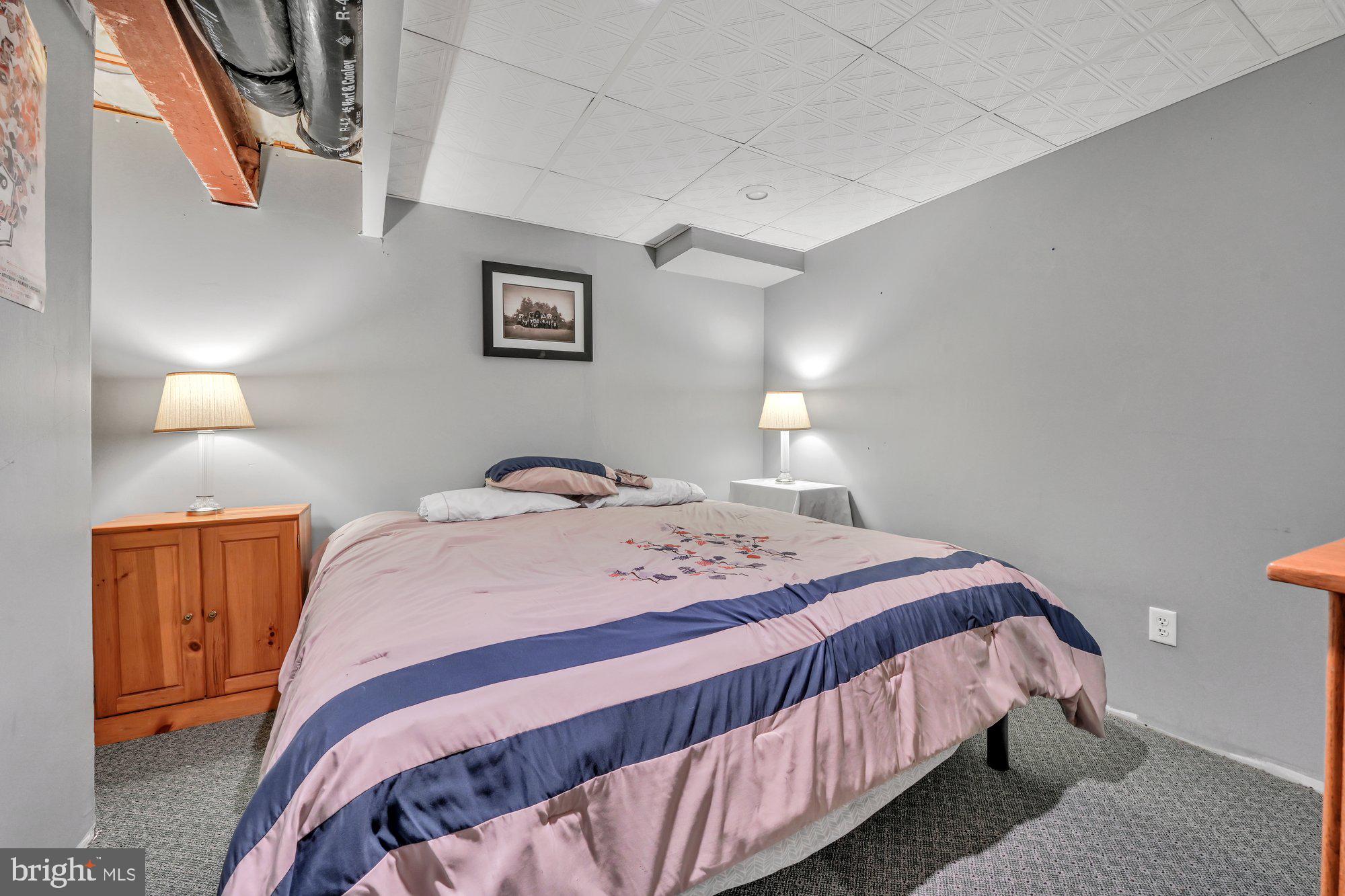 THE PINES - Residential