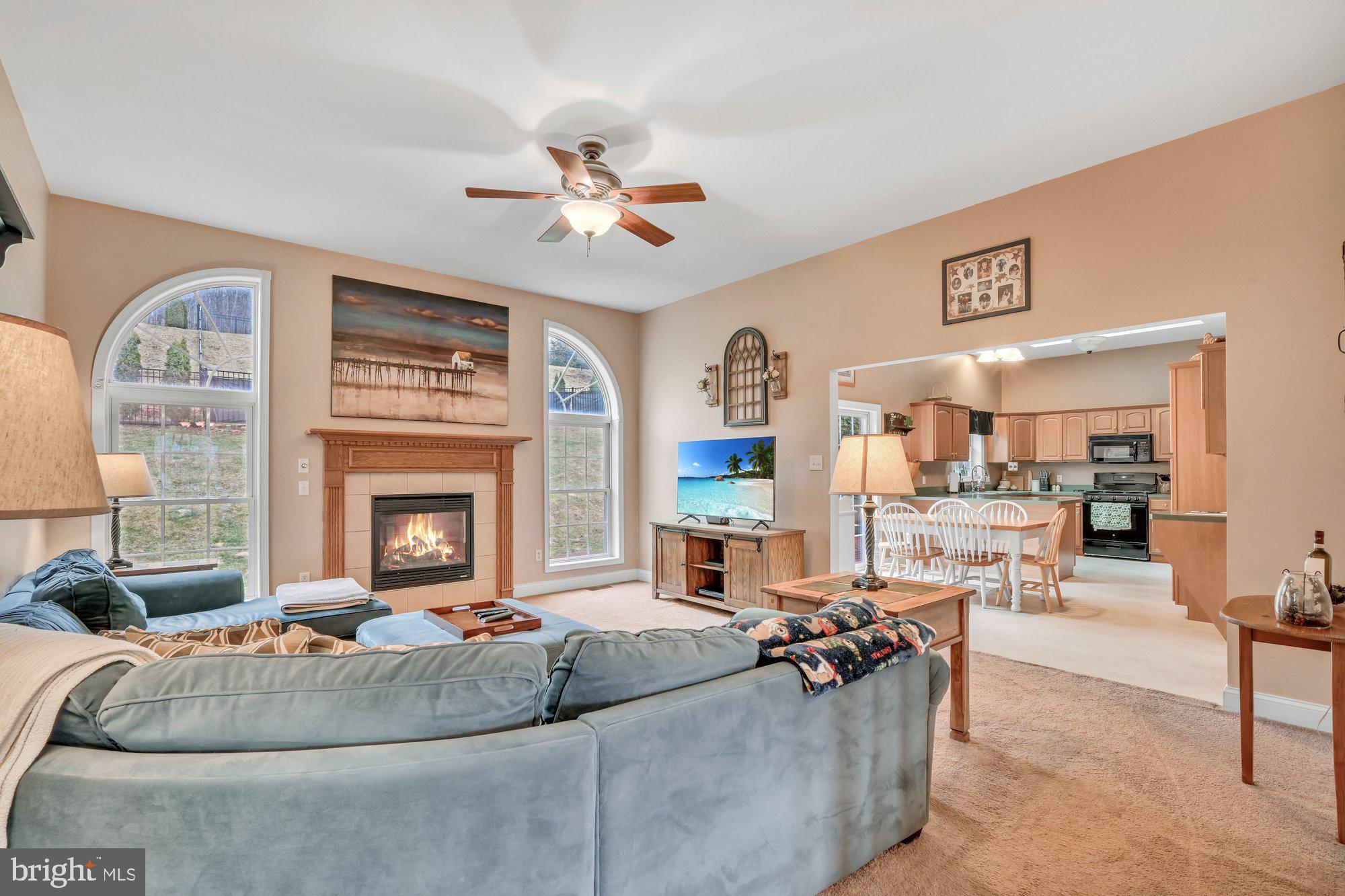 THE PINES - Residential