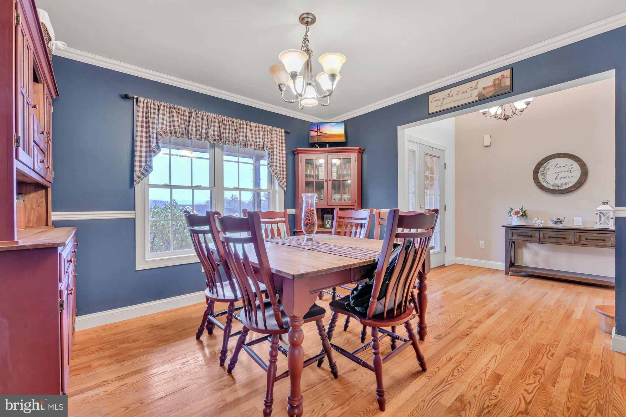 THE PINES - Residential