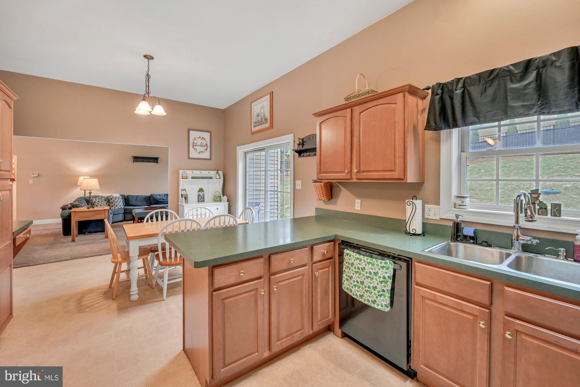 THE PINES - Residential