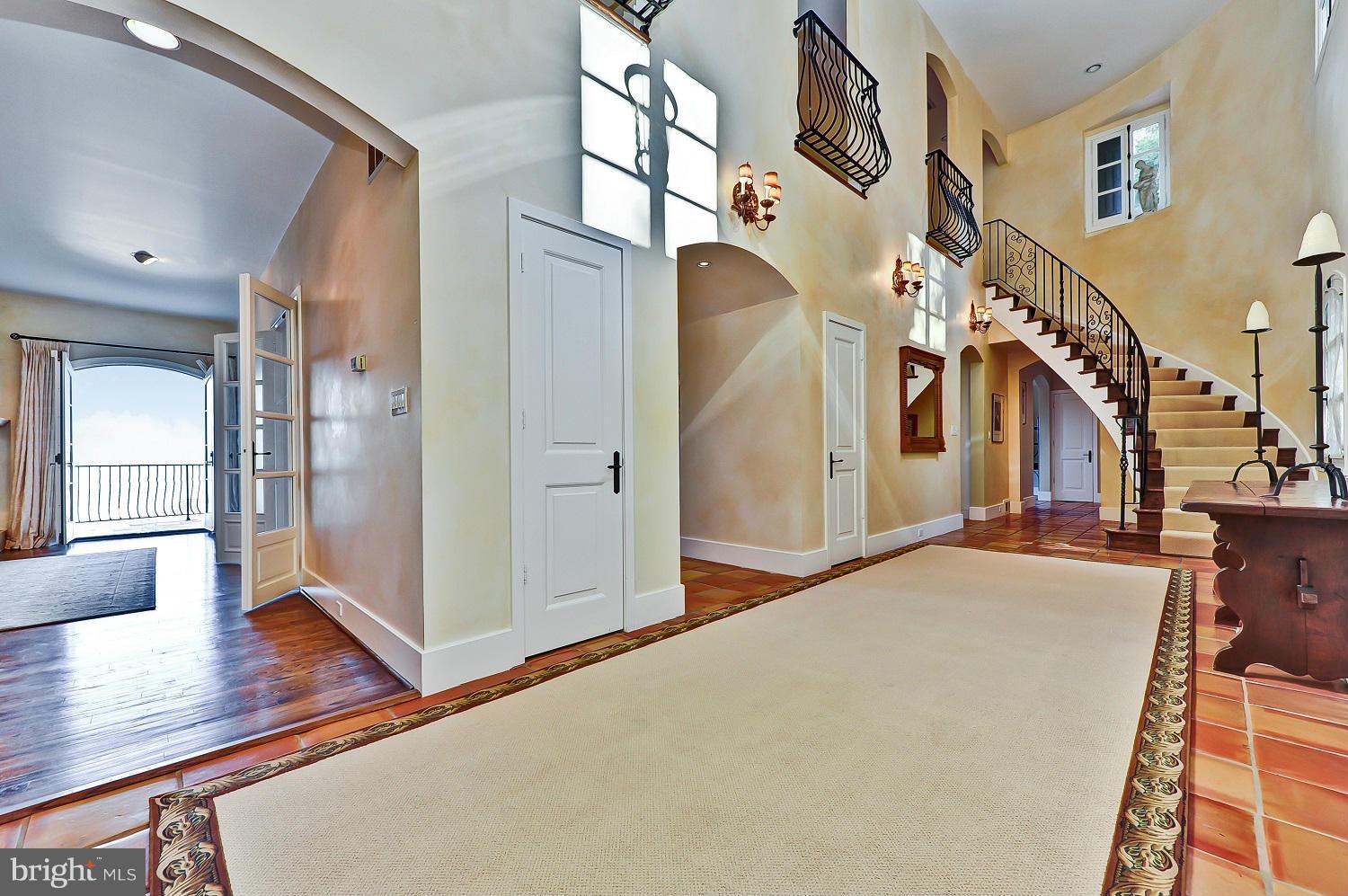 ARCTURUS ON THE POTOMAC - Residential