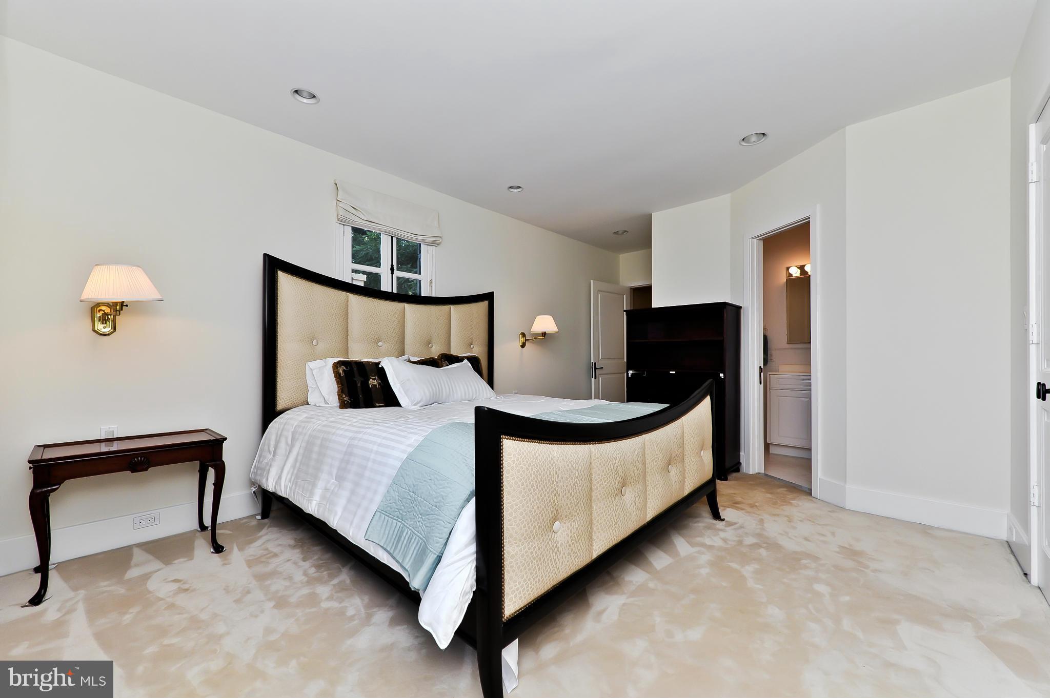 ARCTURUS ON THE POTOMAC - Residential